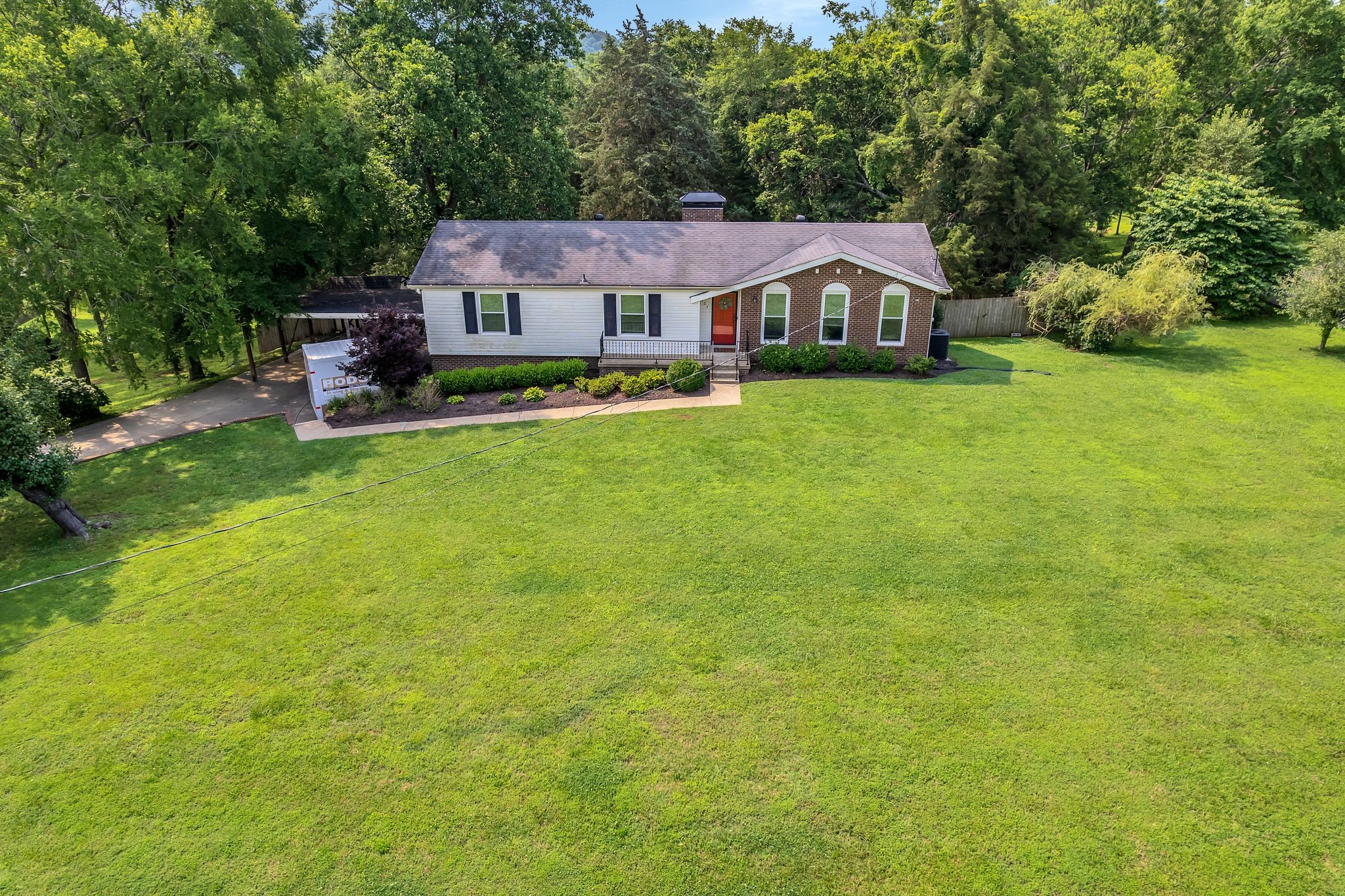 604 Sunnyslope Ct Property Photo 1