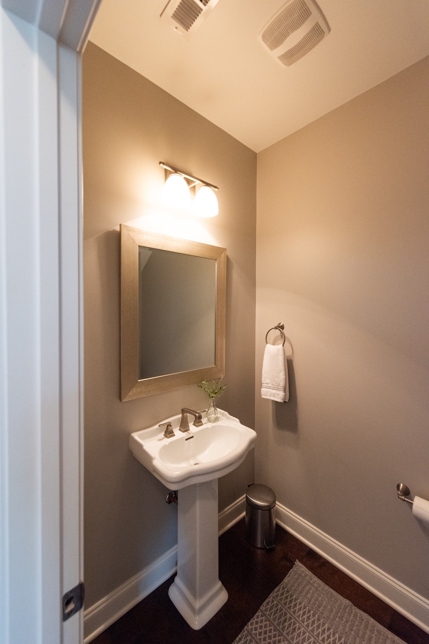 7040 Wenlock Ln Property Photo 10