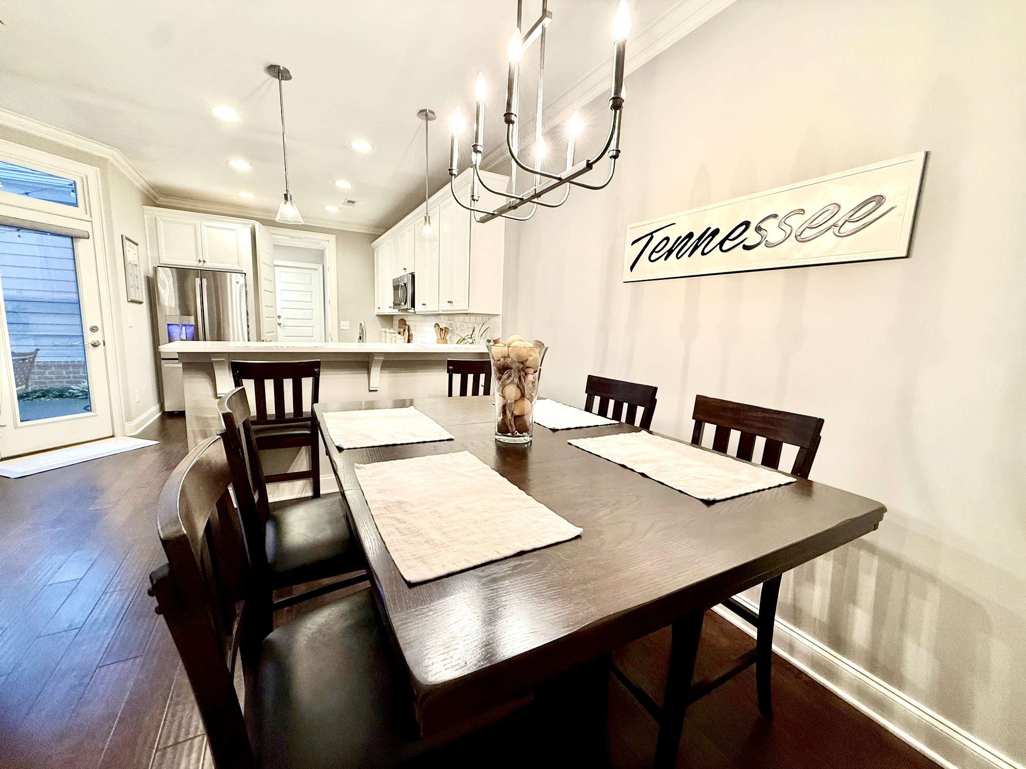 7040 Wenlock Ln Property Photo 17