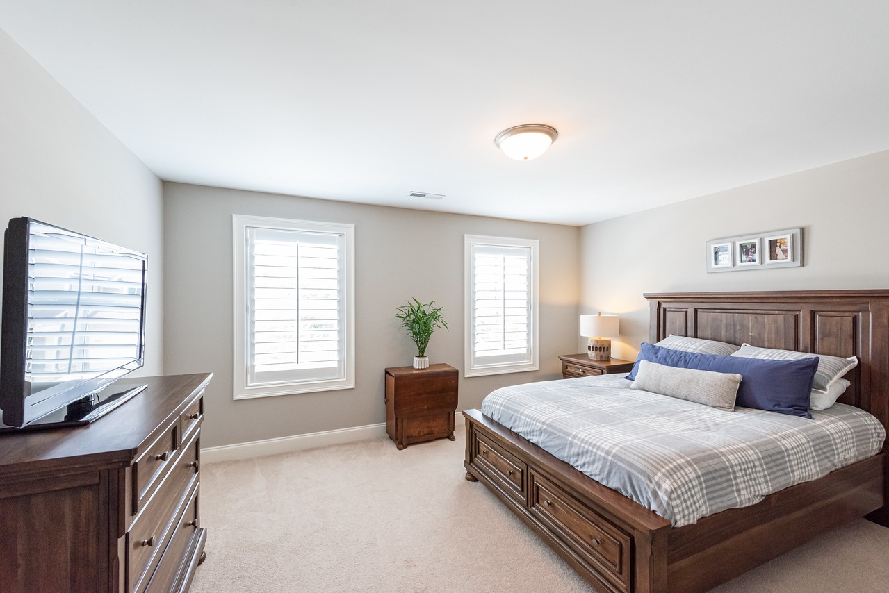 7040 Wenlock Ln Property Photo 20