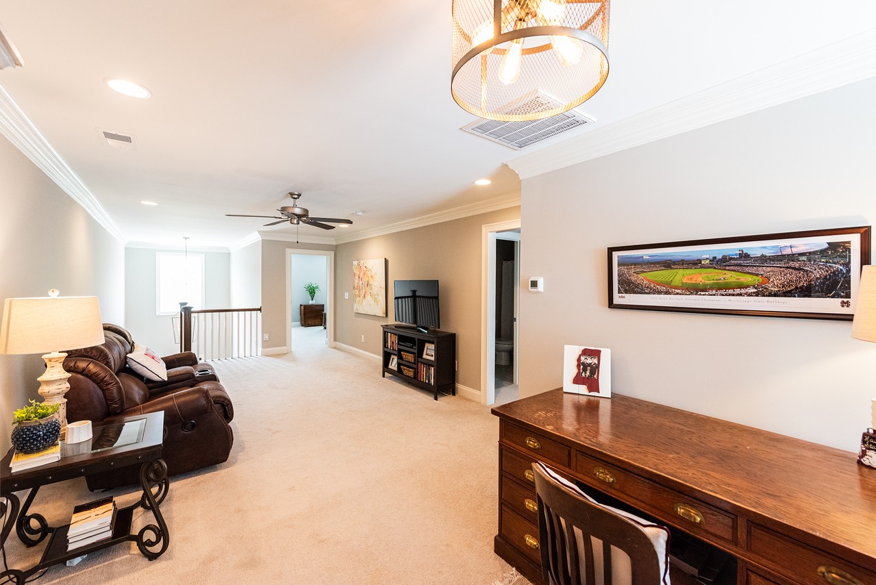 7040 Wenlock Ln Property Photo 24