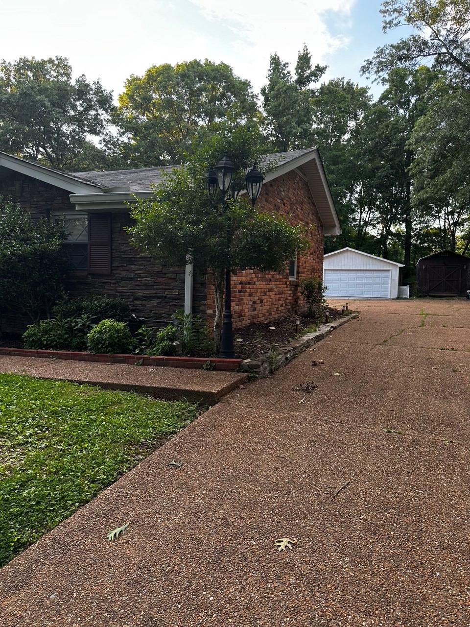 1003 Bellwood Dr Property Photo 5