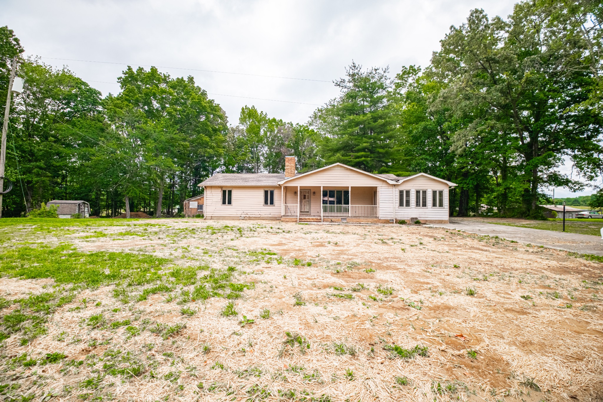 387 Manley Rd Property Photo 1