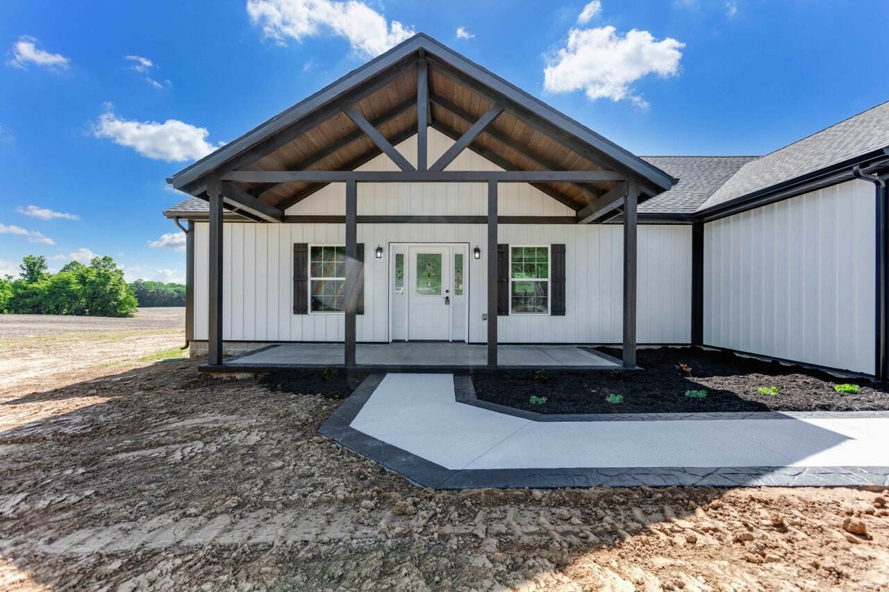 115 Carl Williams Rd