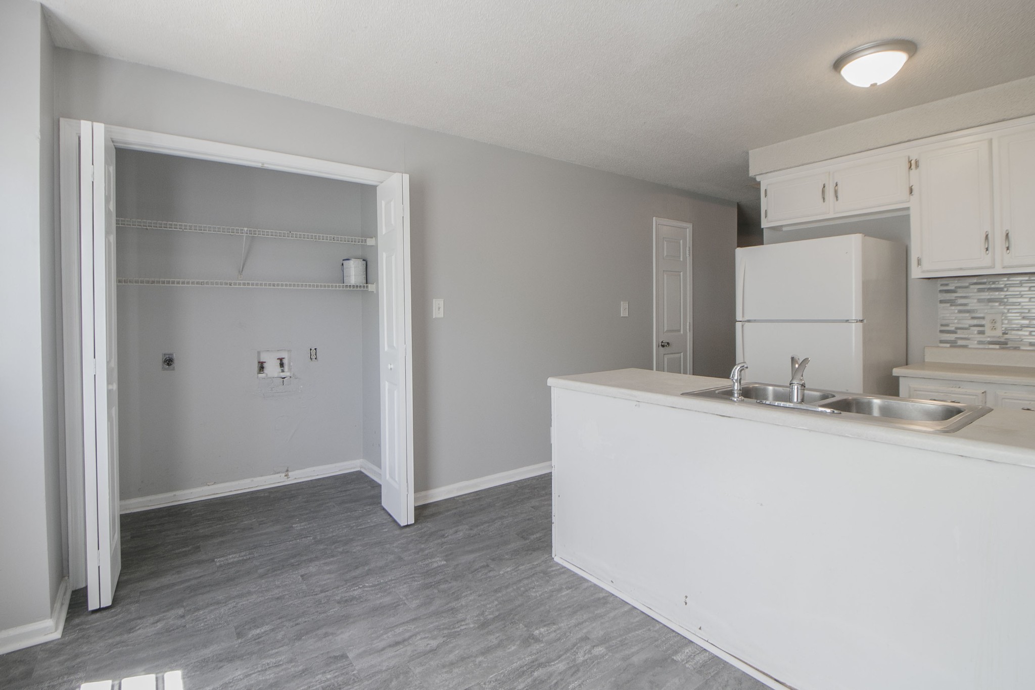 571 Garnet Drive Property Photo 11