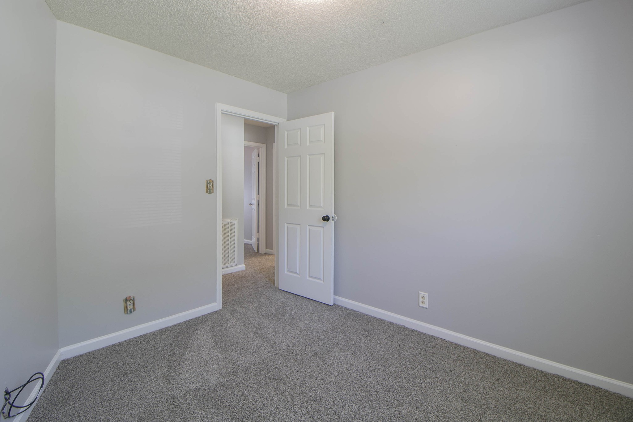571 Garnet Drive Property Photo 13