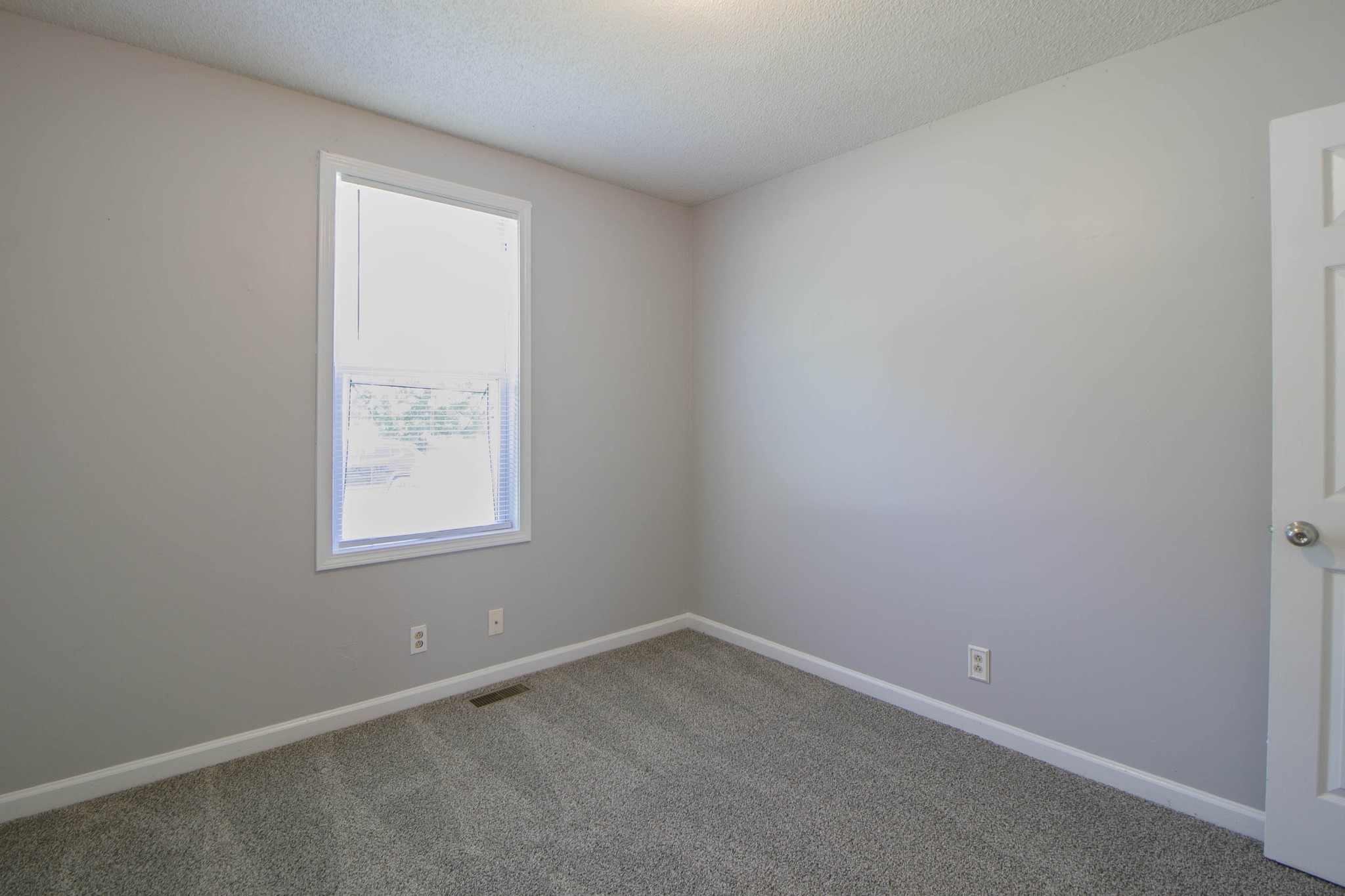 571 Garnet Drive Property Photo 18