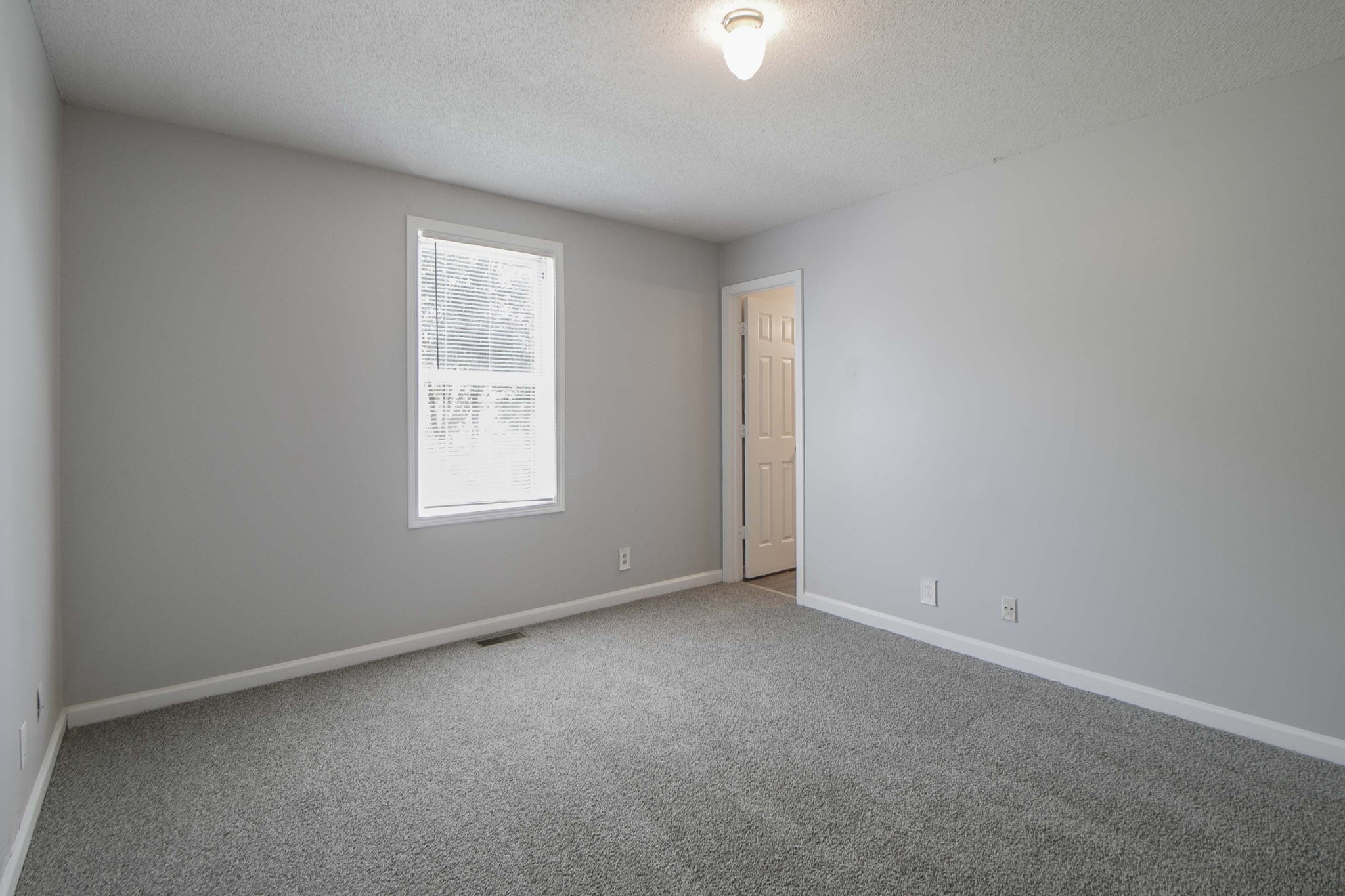 571 Garnet Drive Property Photo 22