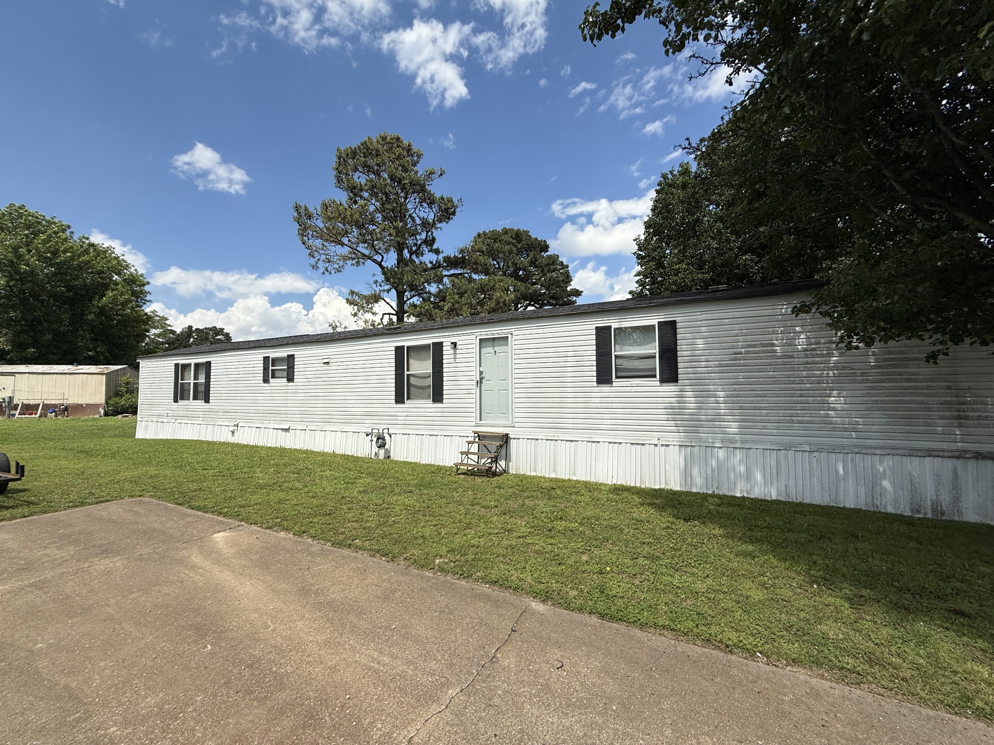 1243 Whitehall St Property Photo 1
