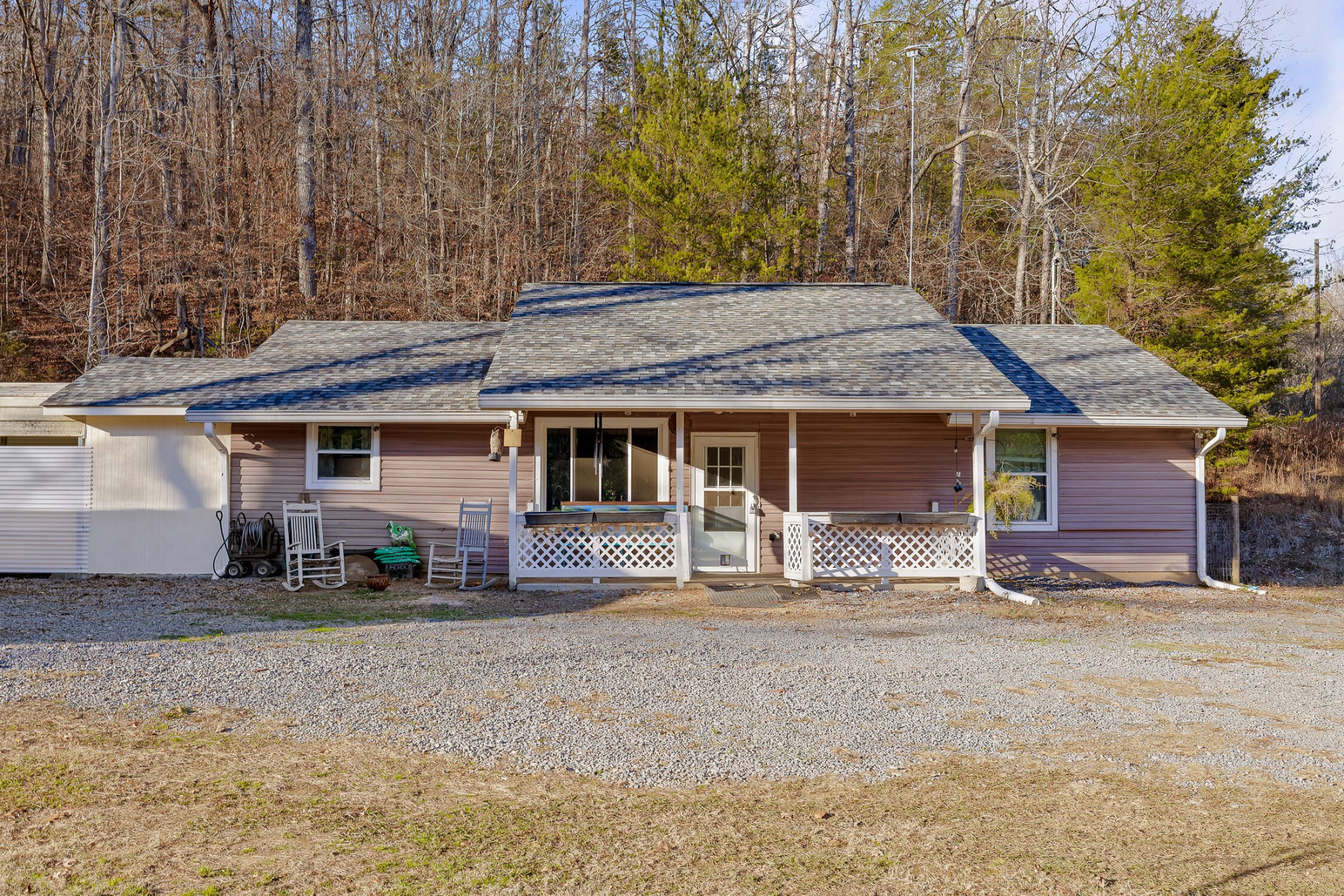 1158 Pryor Cove Road Property Photo 1