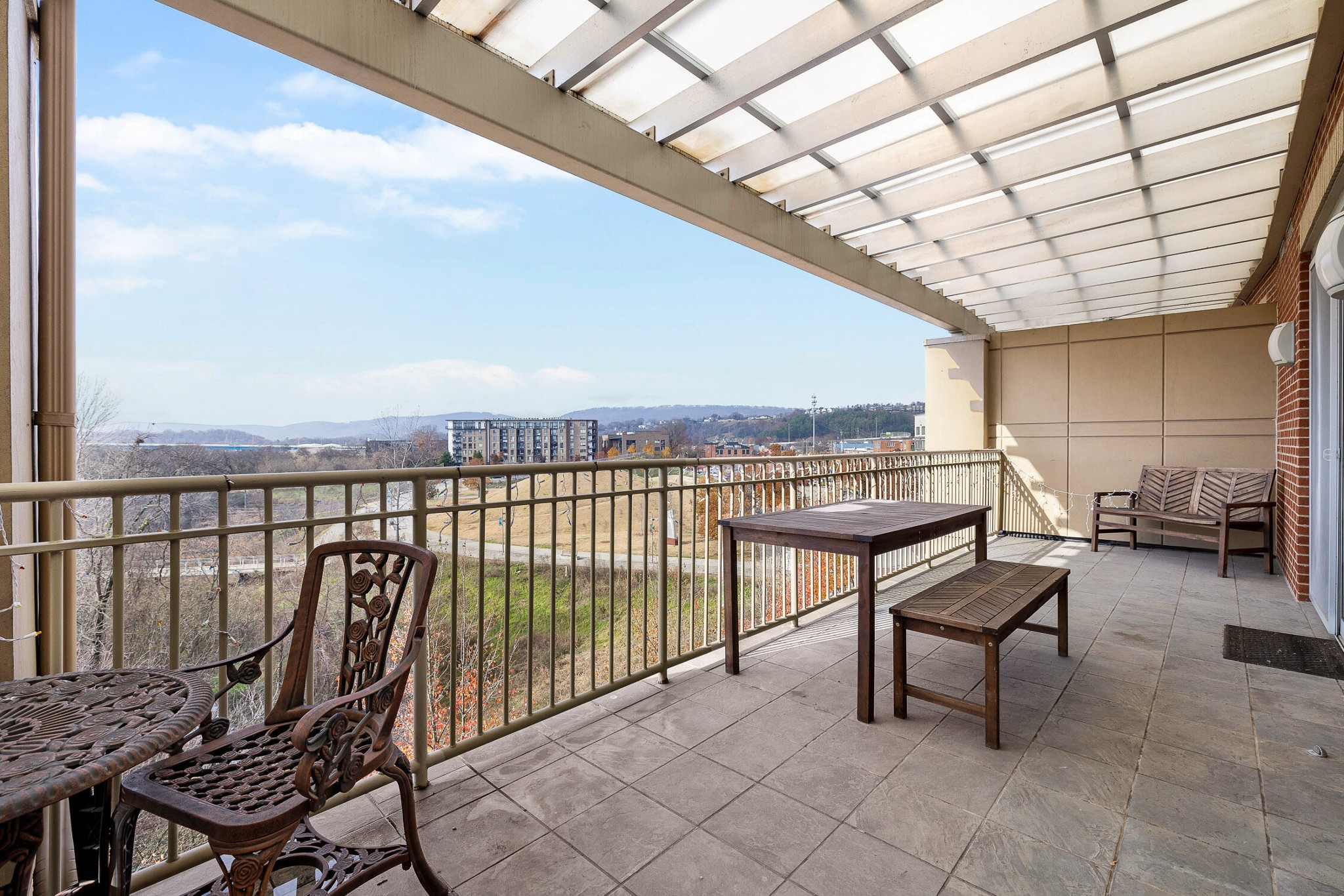 4 Cherokee Boulevard Property Photo 26
