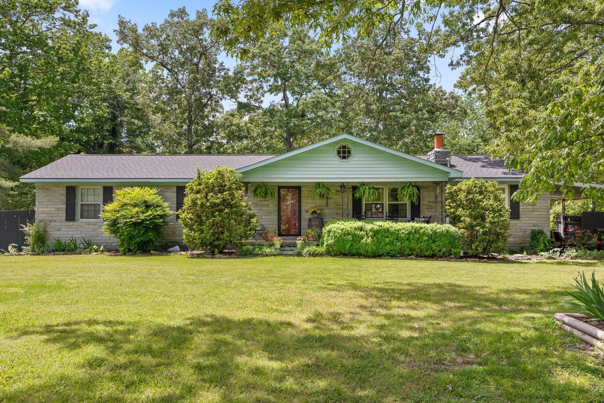 419 Trotters Circle Property Photo 1