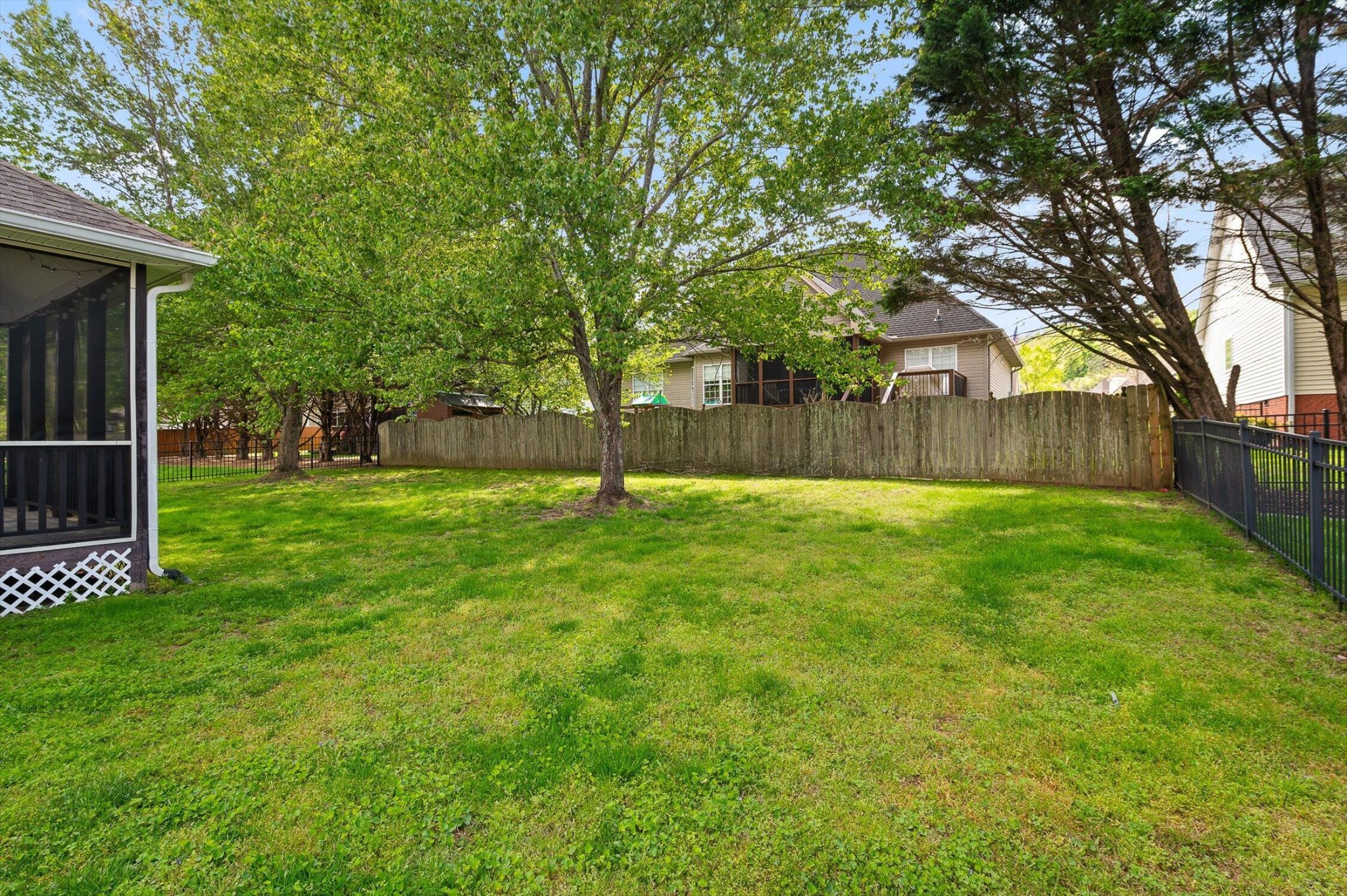 6970 Bullock Way Property Photo 5