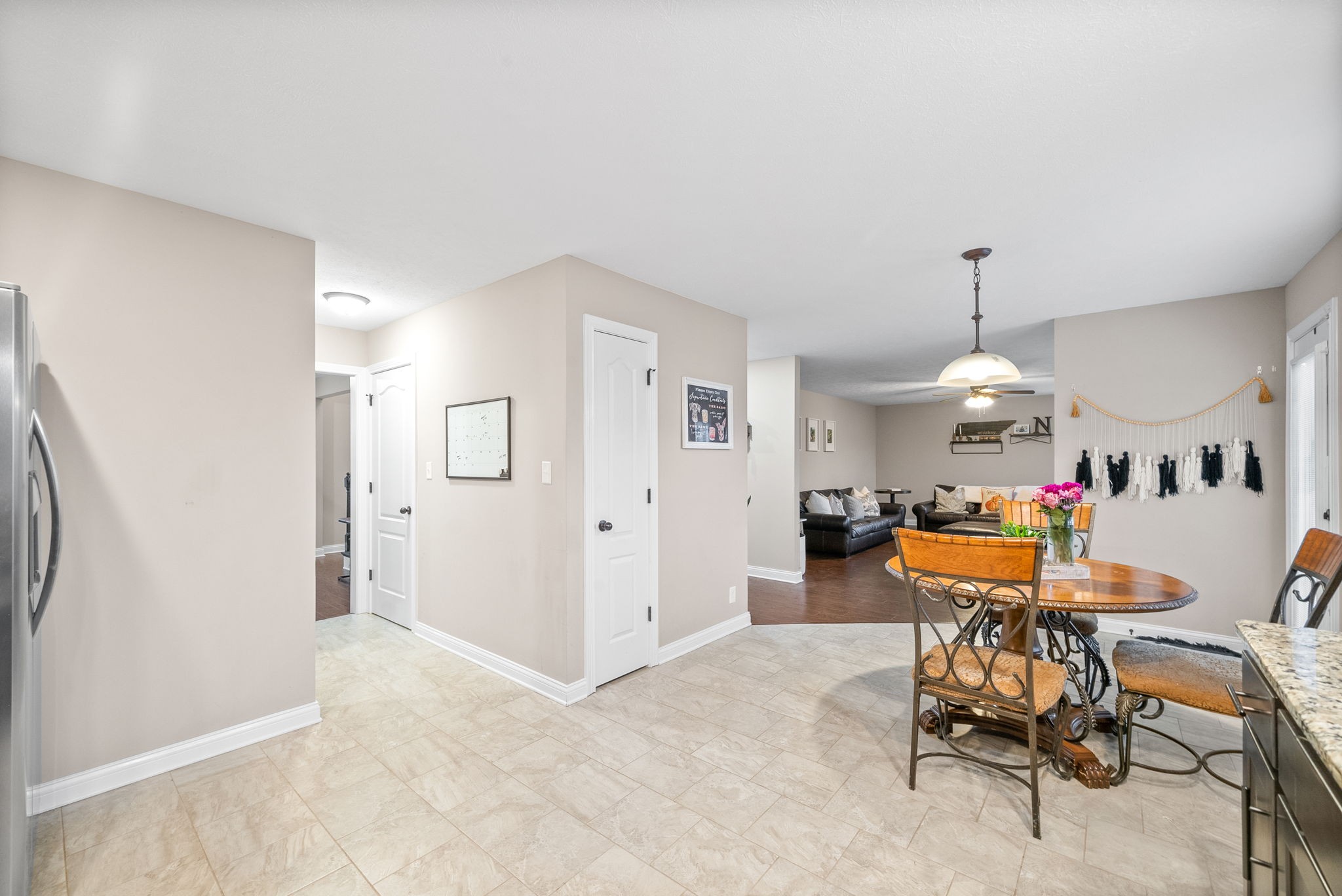 530 Somerset Ln Property Photo 11