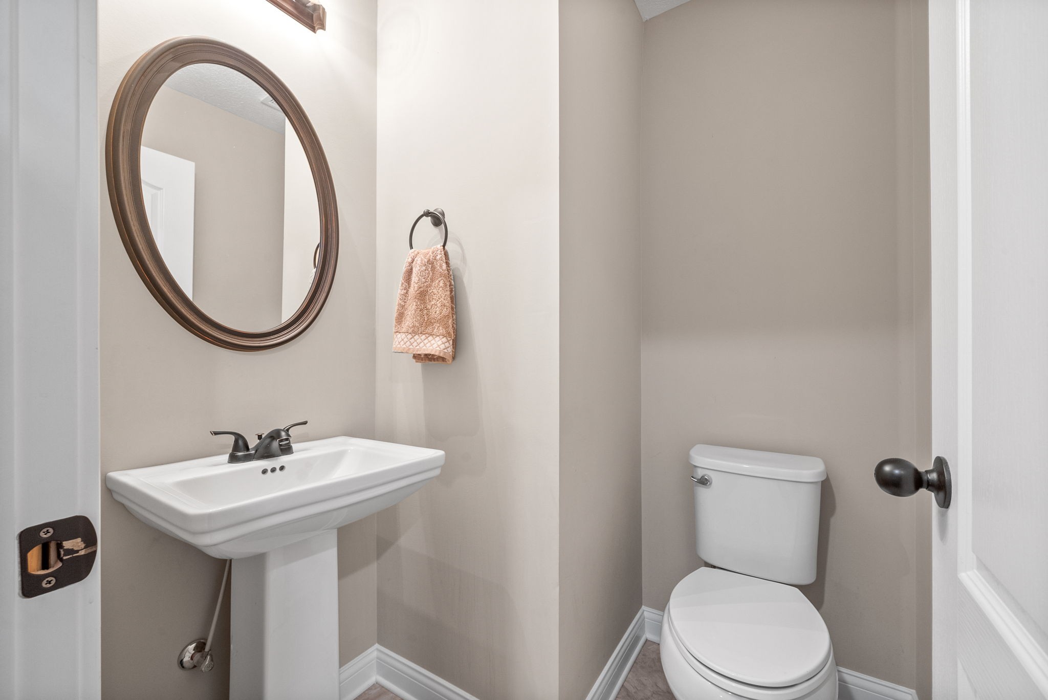530 Somerset Ln Property Photo 13