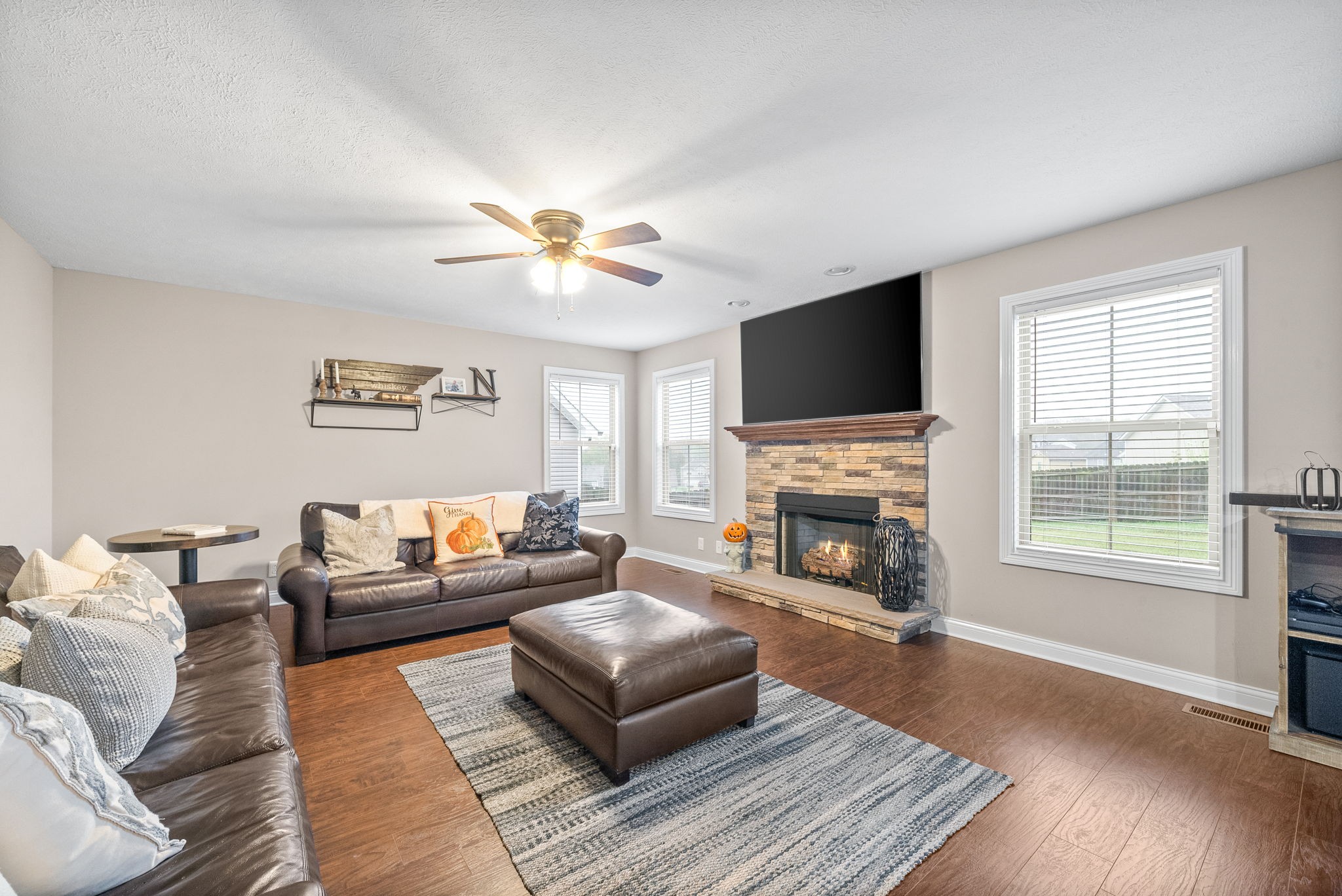 530 Somerset Ln Property Photo 14