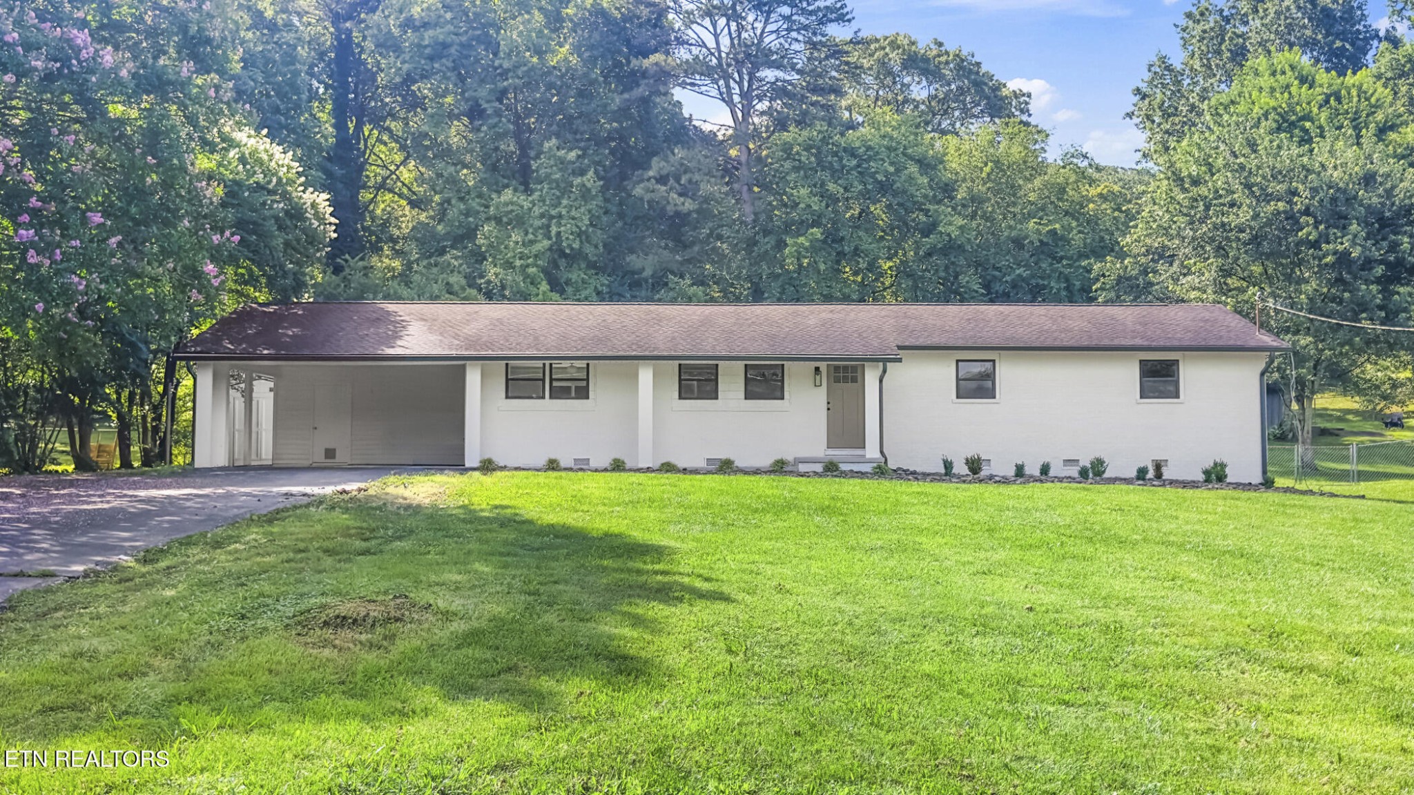 11020 Hughlan Drive Property Photo 1