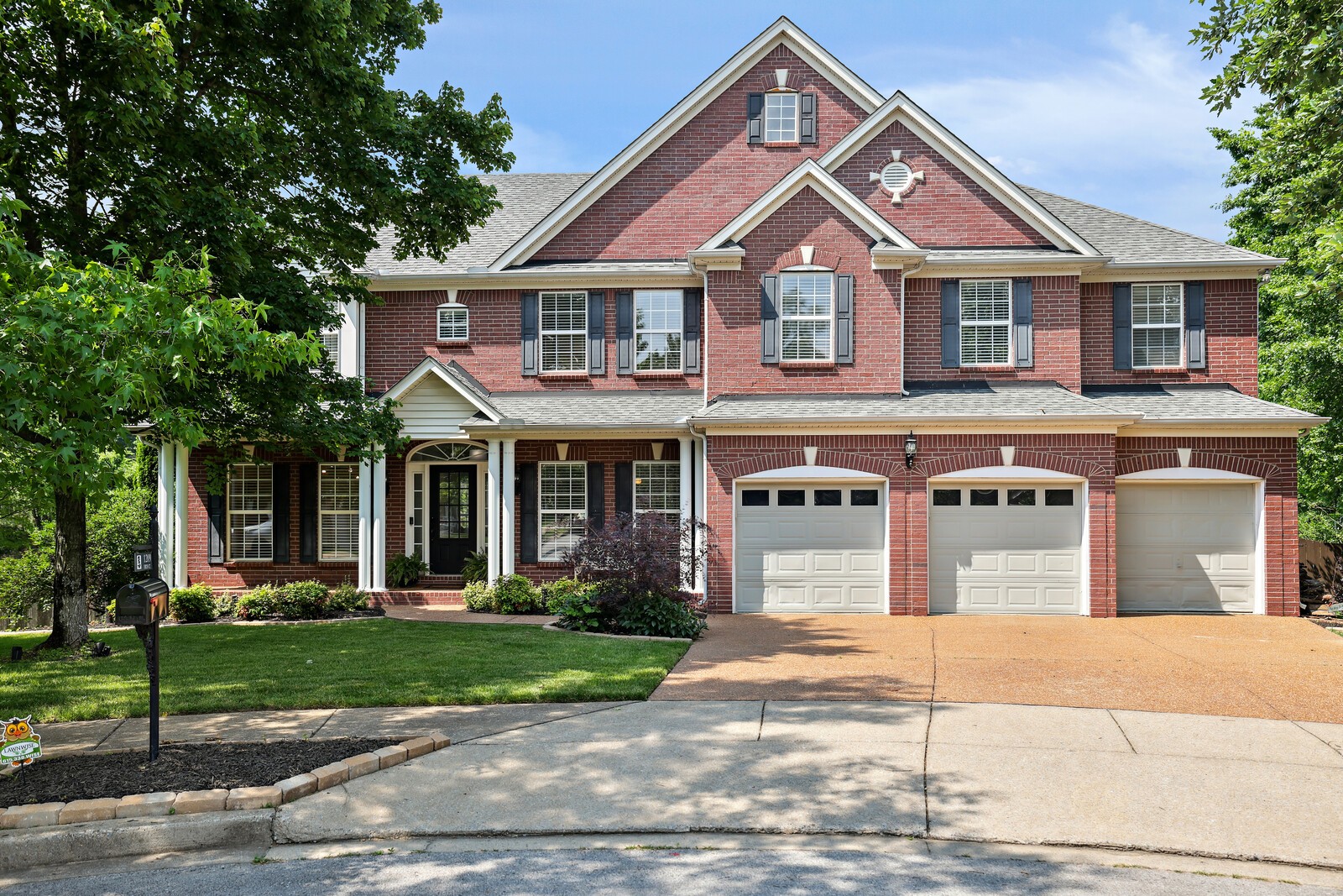 1209 Firth Ct Property Photo 1