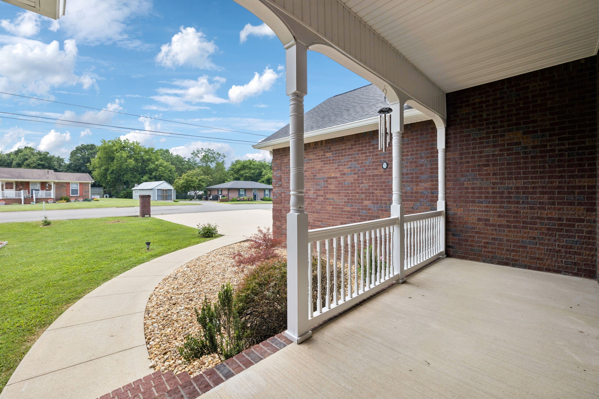 314 W Main St Property Photo 2