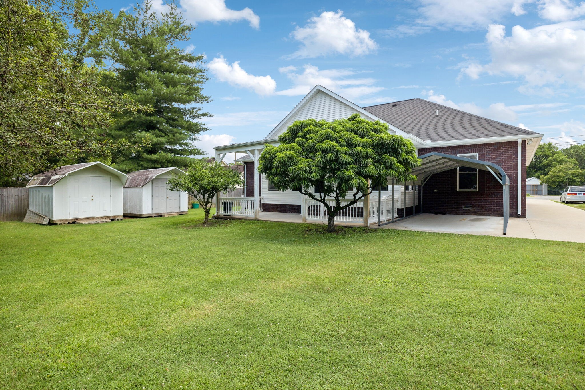 314 W Main St Property Photo 47