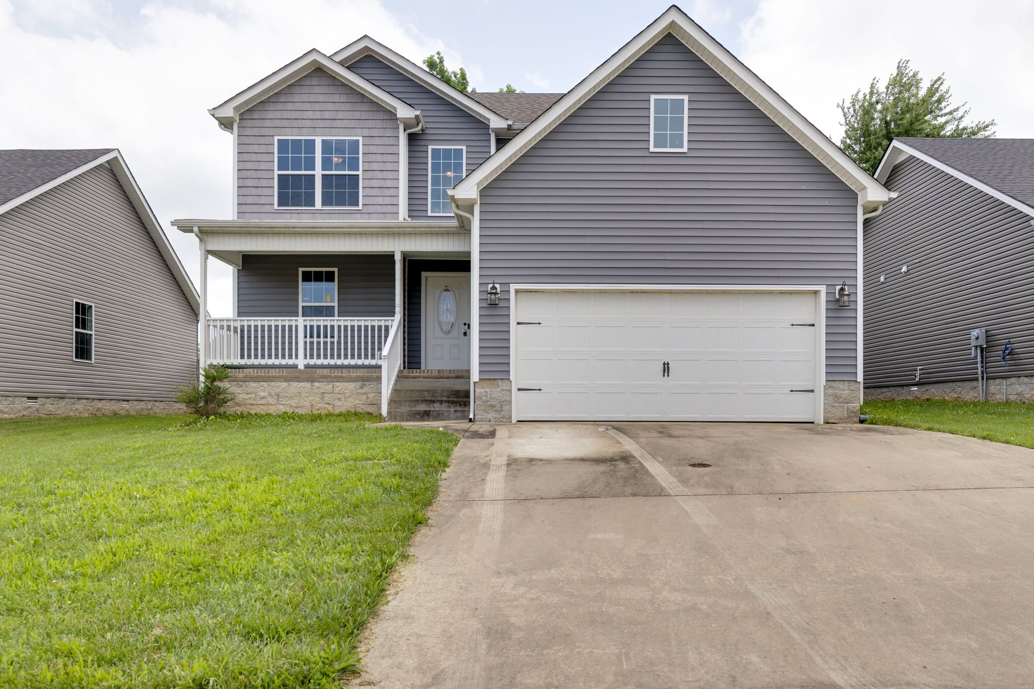 520 Sourwood Dr Property Photo 1