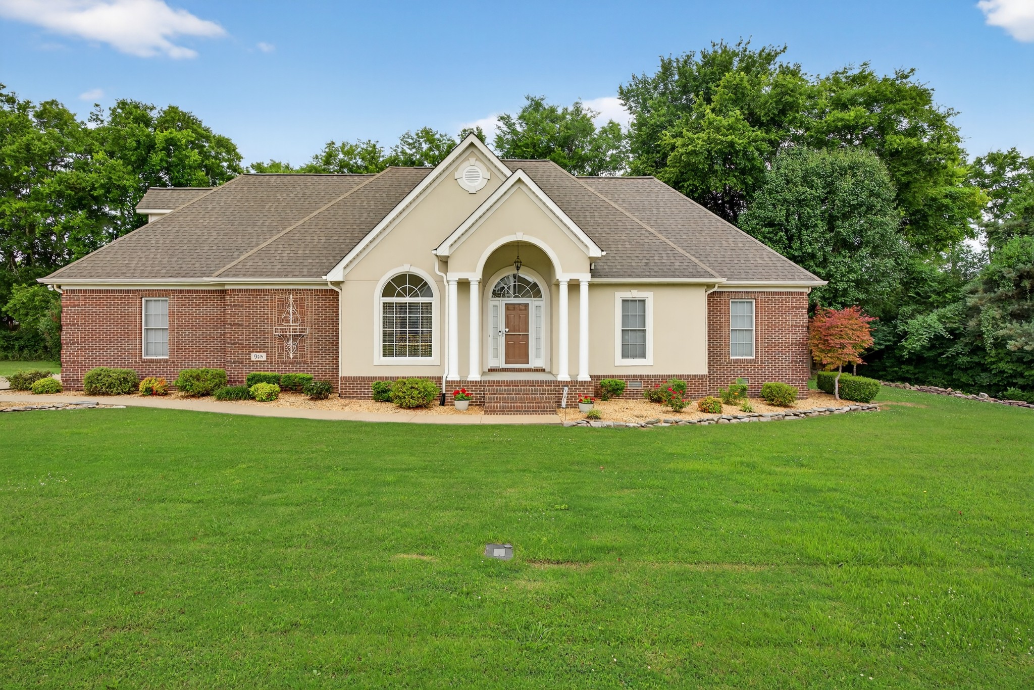 908 Bellemeade Dr