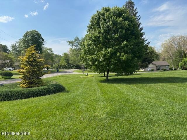 247 Valley Lane Property Photo 2