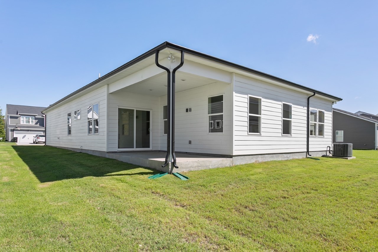 1005 Riverview Run Property Photo 22