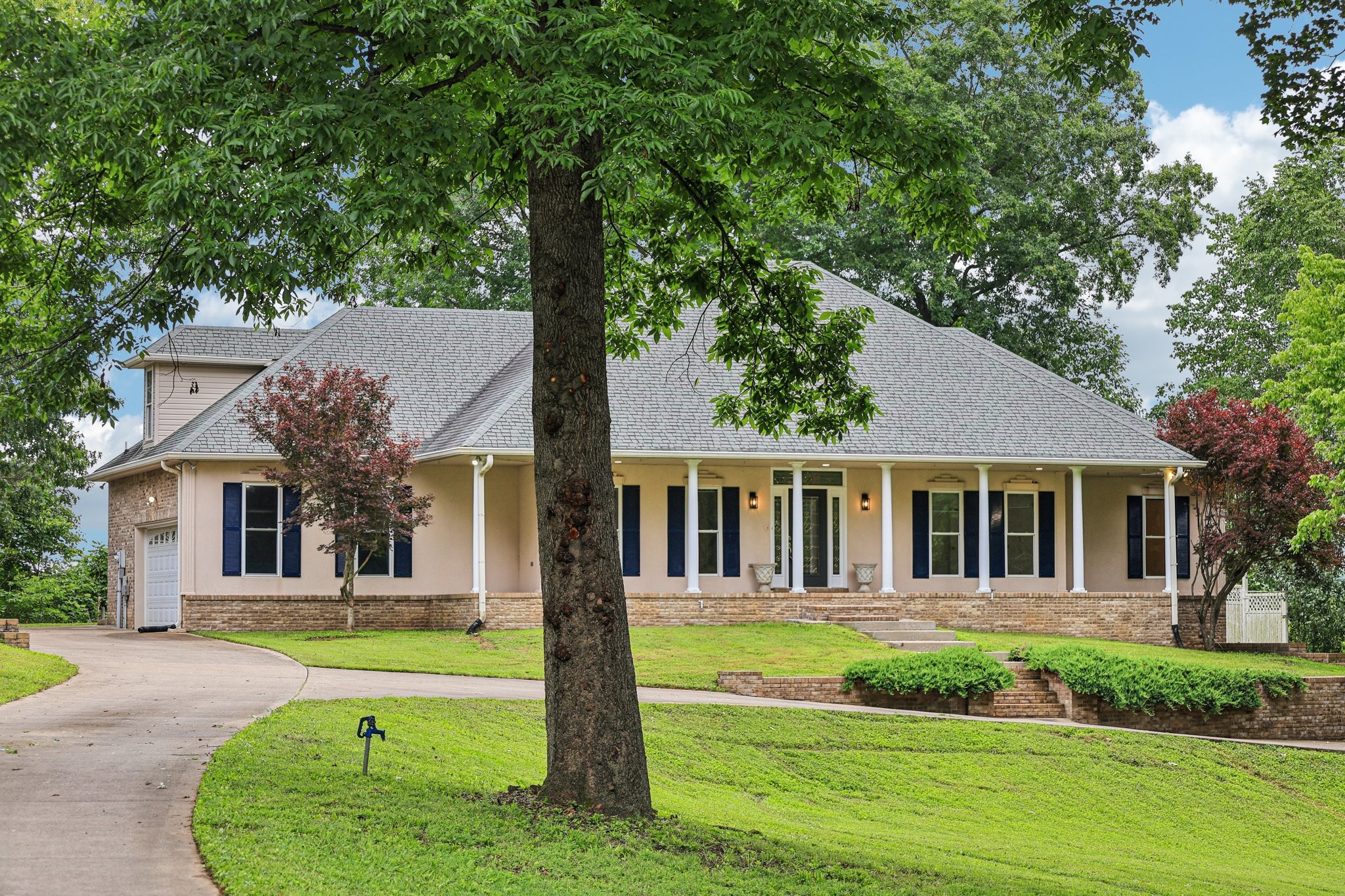 1741 Riverhaven Dr
