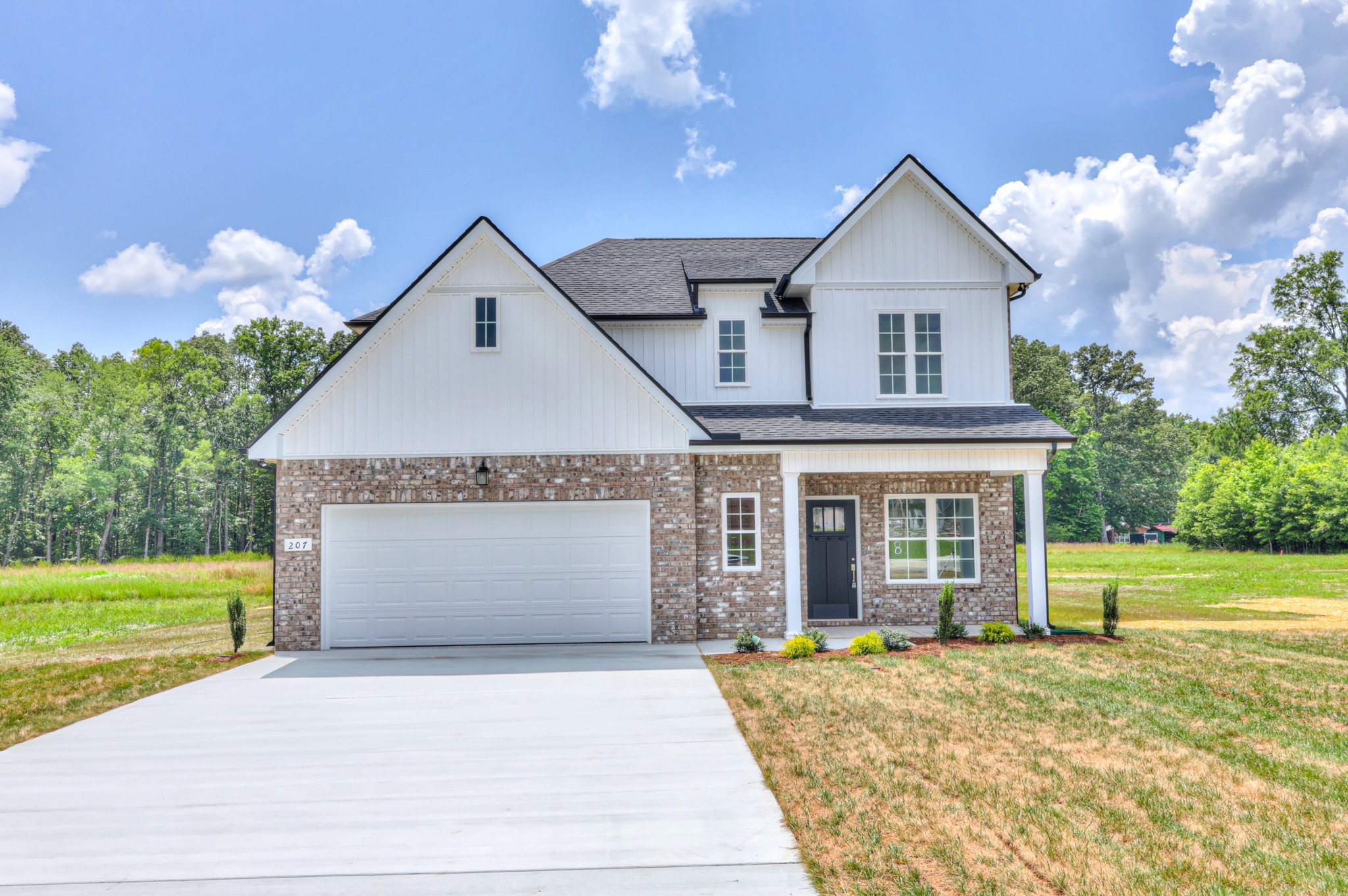 207 Blanford Cir Property Photo 1