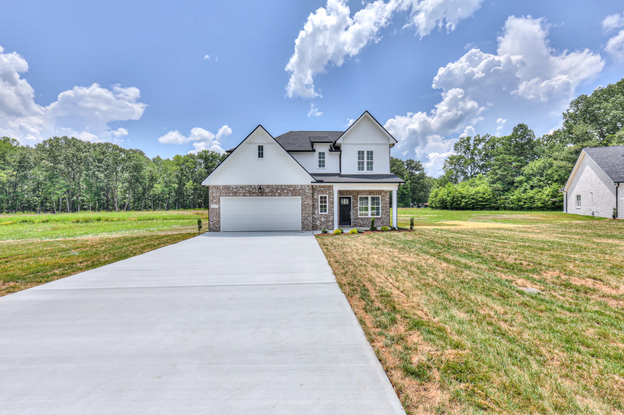 207 Blanford Cir Property Photo 2