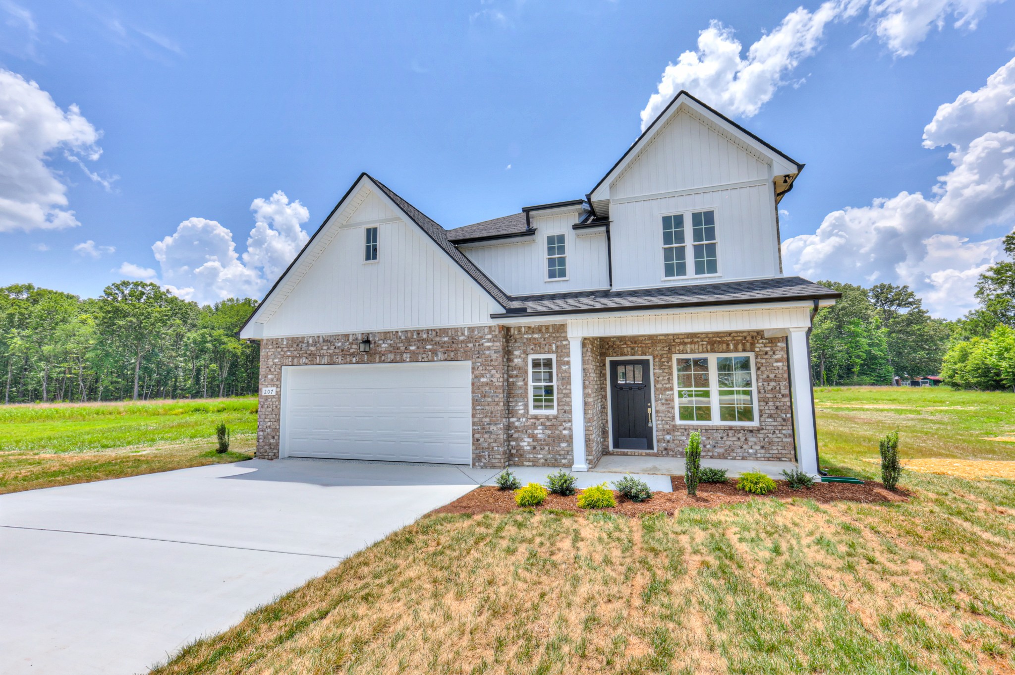 207 Blanford Cir Property Photo 3