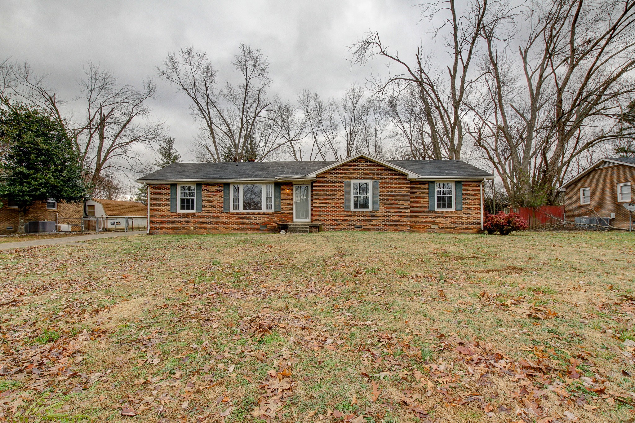 125 Dave Dr Property Photo 1