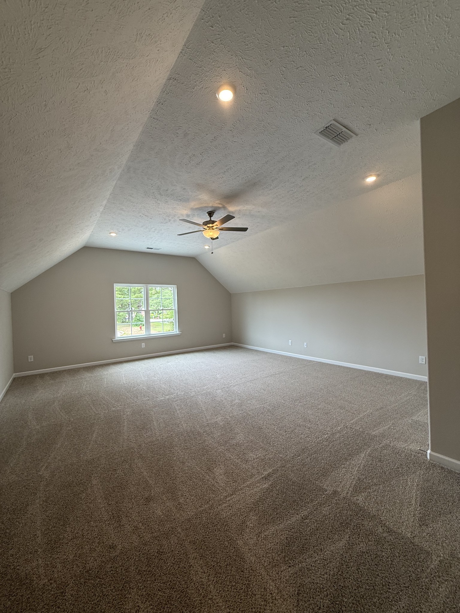 200 Reynard St Property Photo 23