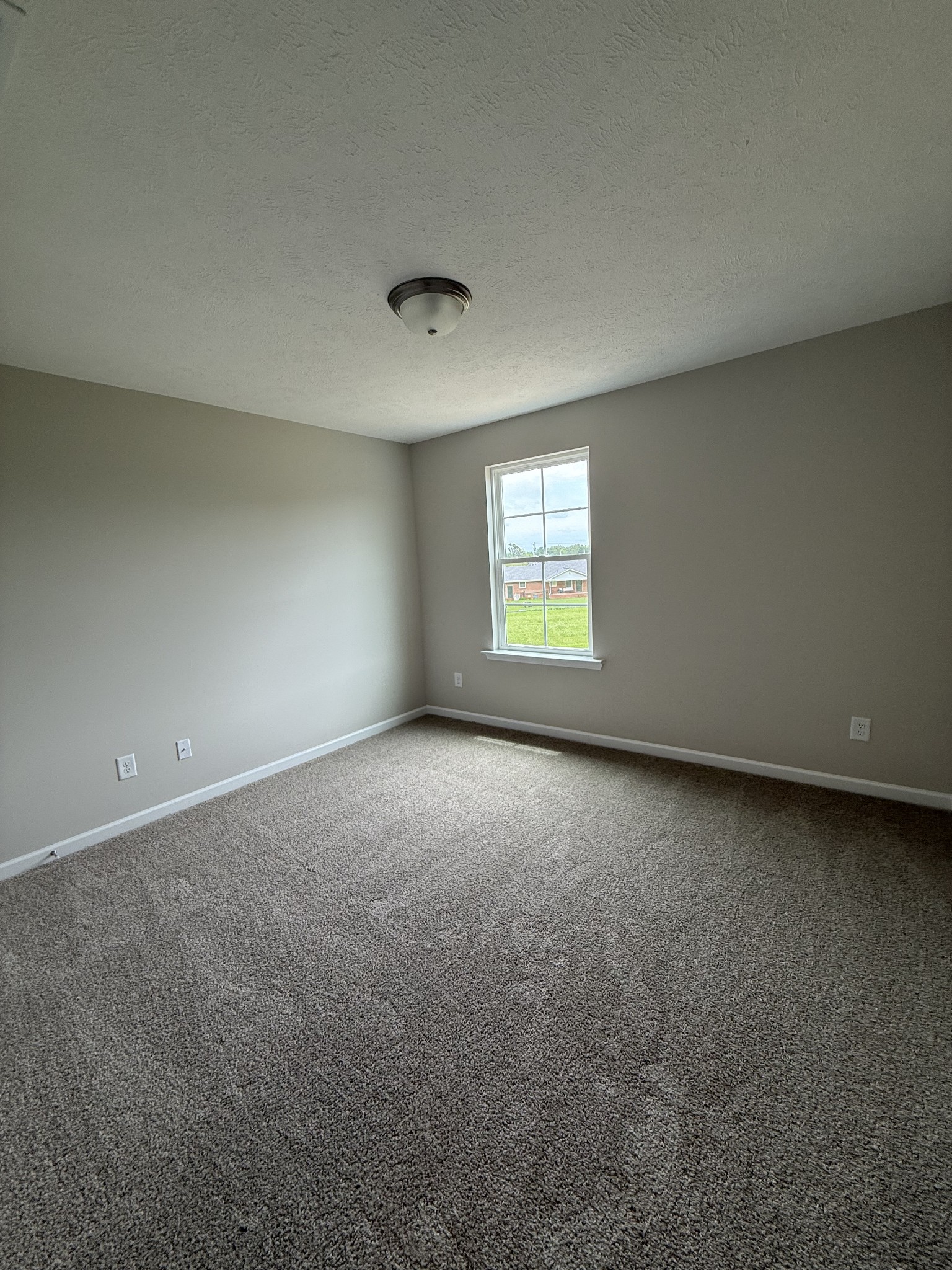 200 Reynard St Property Photo 27