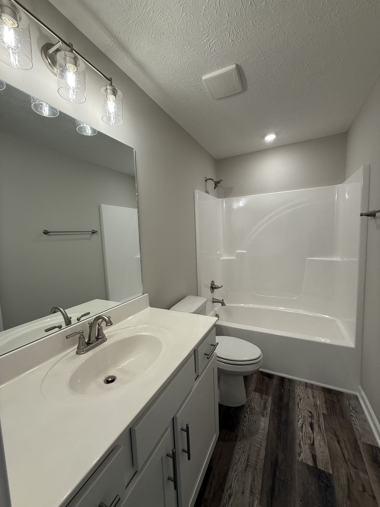 200 Reynard St Property Photo 28