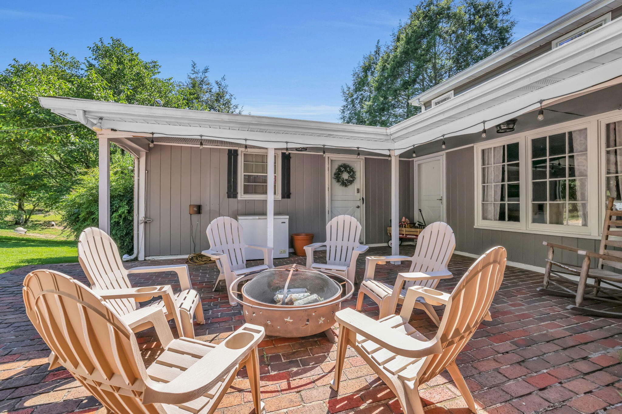 133 Stagg Street Property Photo 5