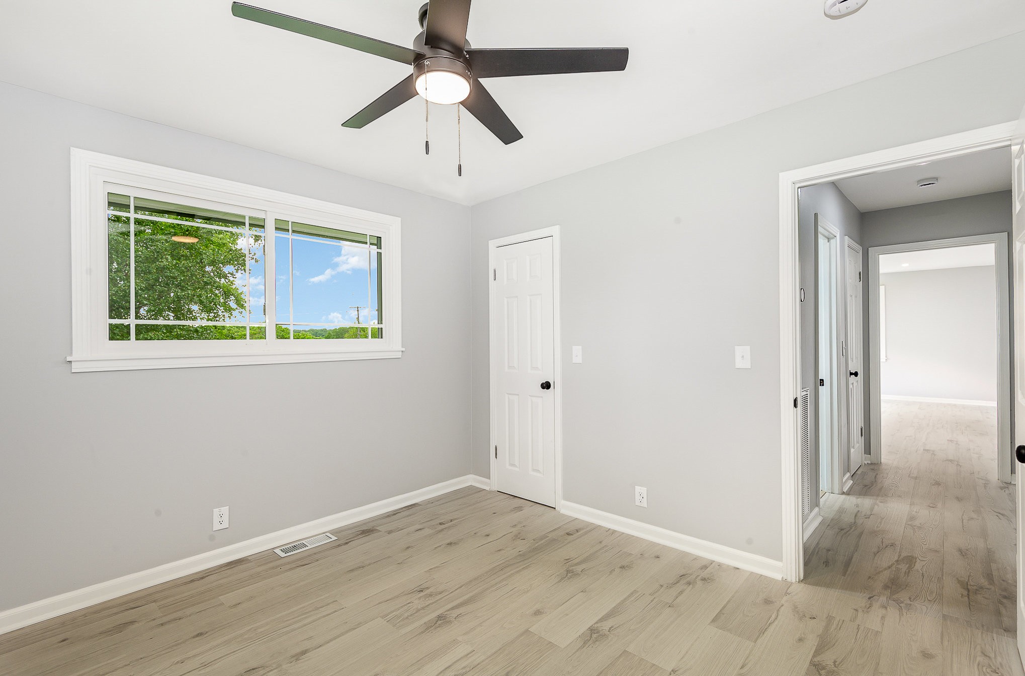 513 Vinson Dr Property Photo 32