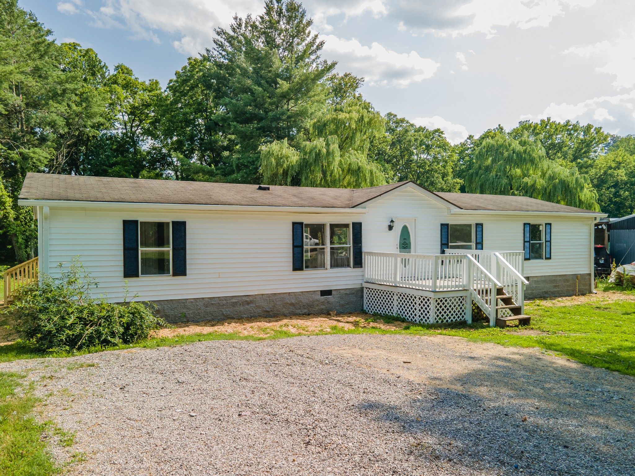 3907 General Lee Rd Property Photo 1