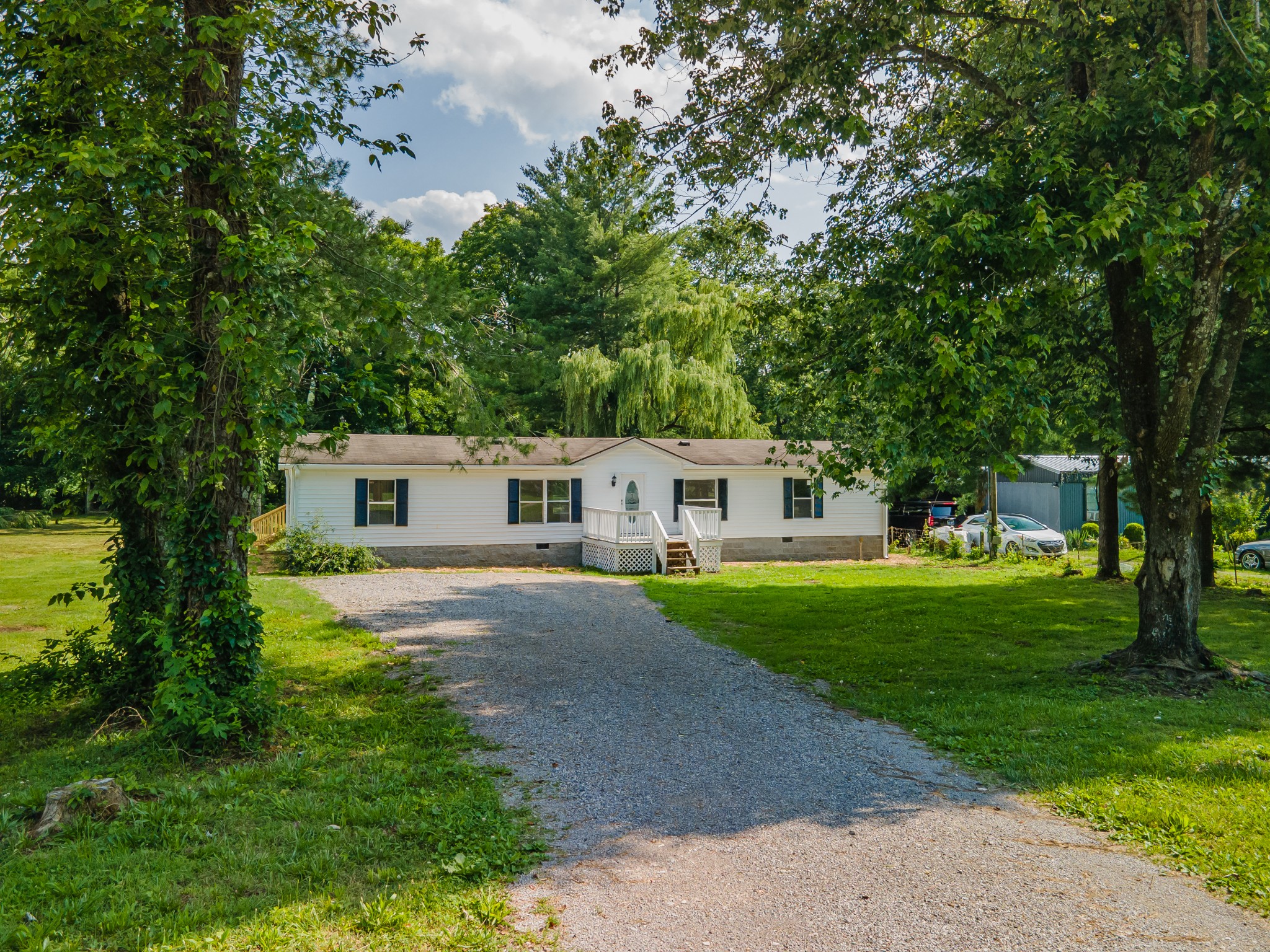 3907 General Lee Rd Property Photo 2