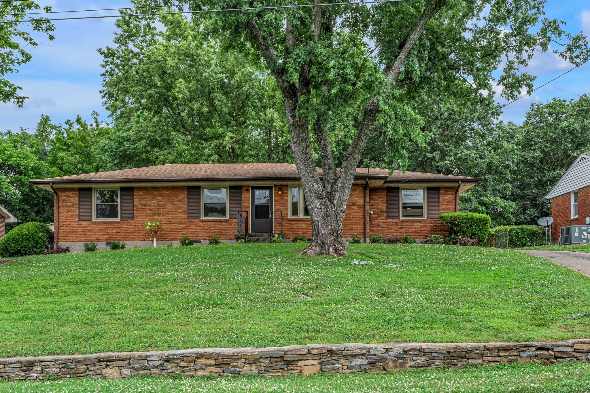 300 Wauford Dr