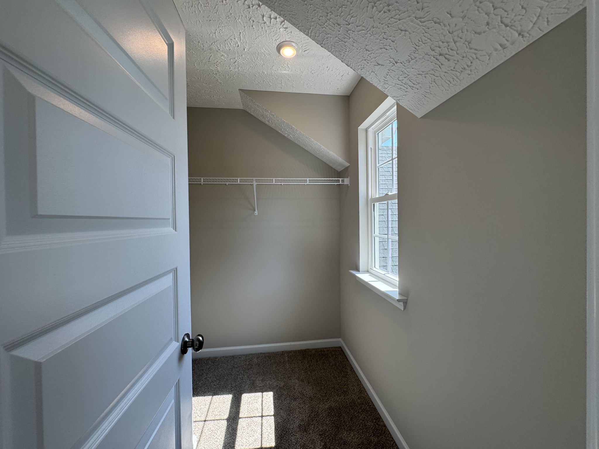 47 Laurel View St Property Photo 18