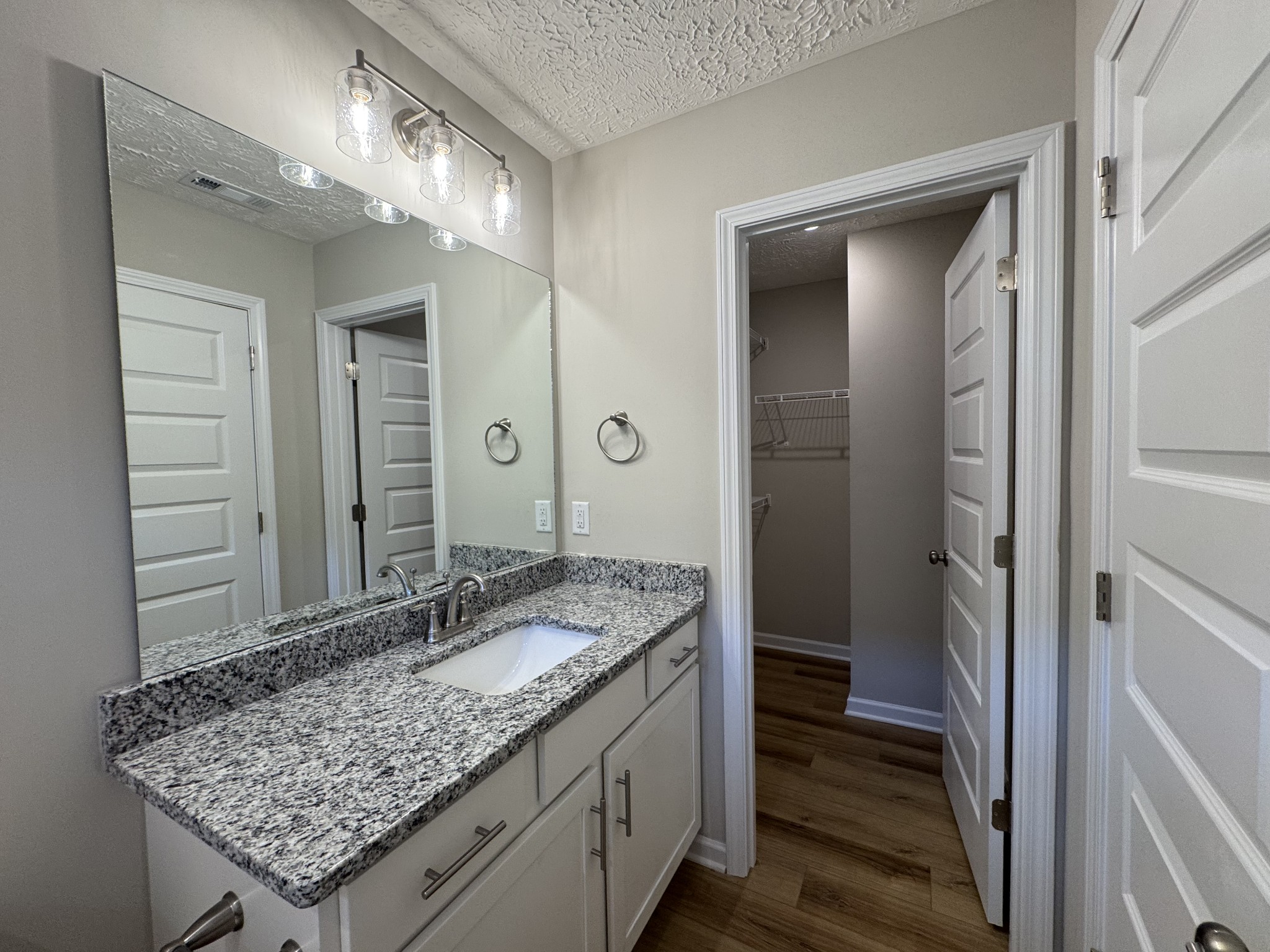 47 Laurel View St Property Photo 22