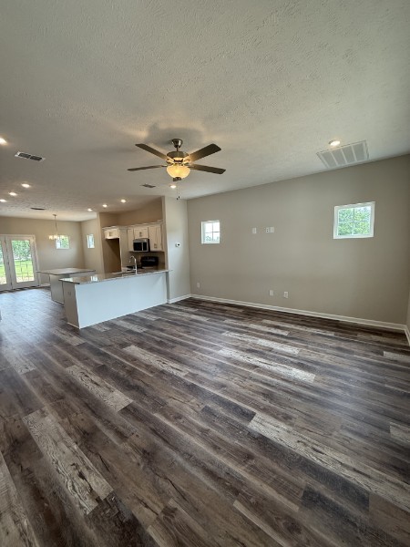 57 Laurel View St Property Photo 2