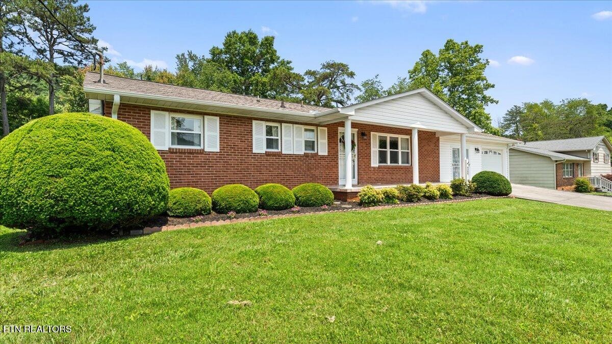 4309 Lonor Drive Property Photo 1