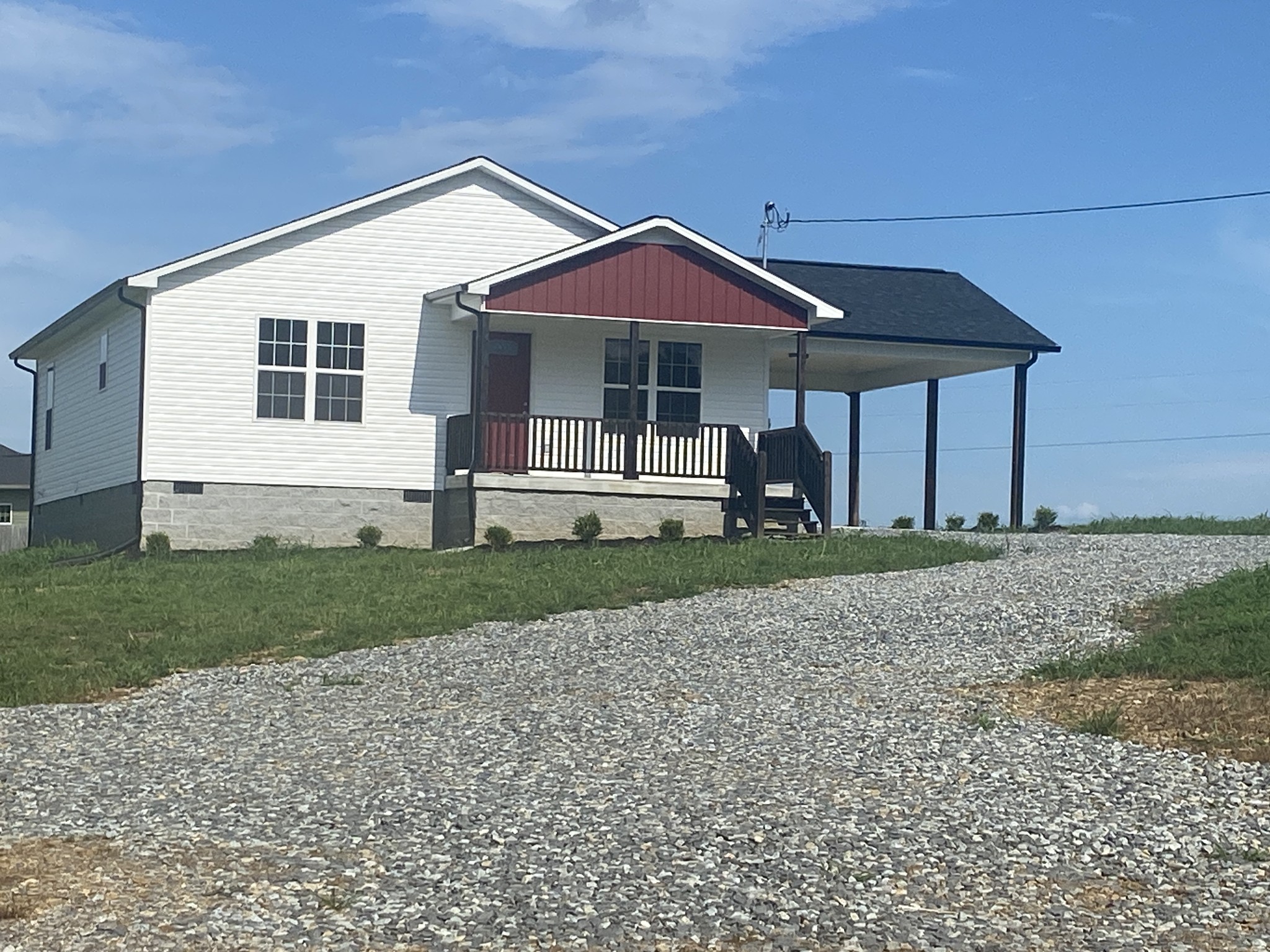 369 Brace Loop Property Photo 1