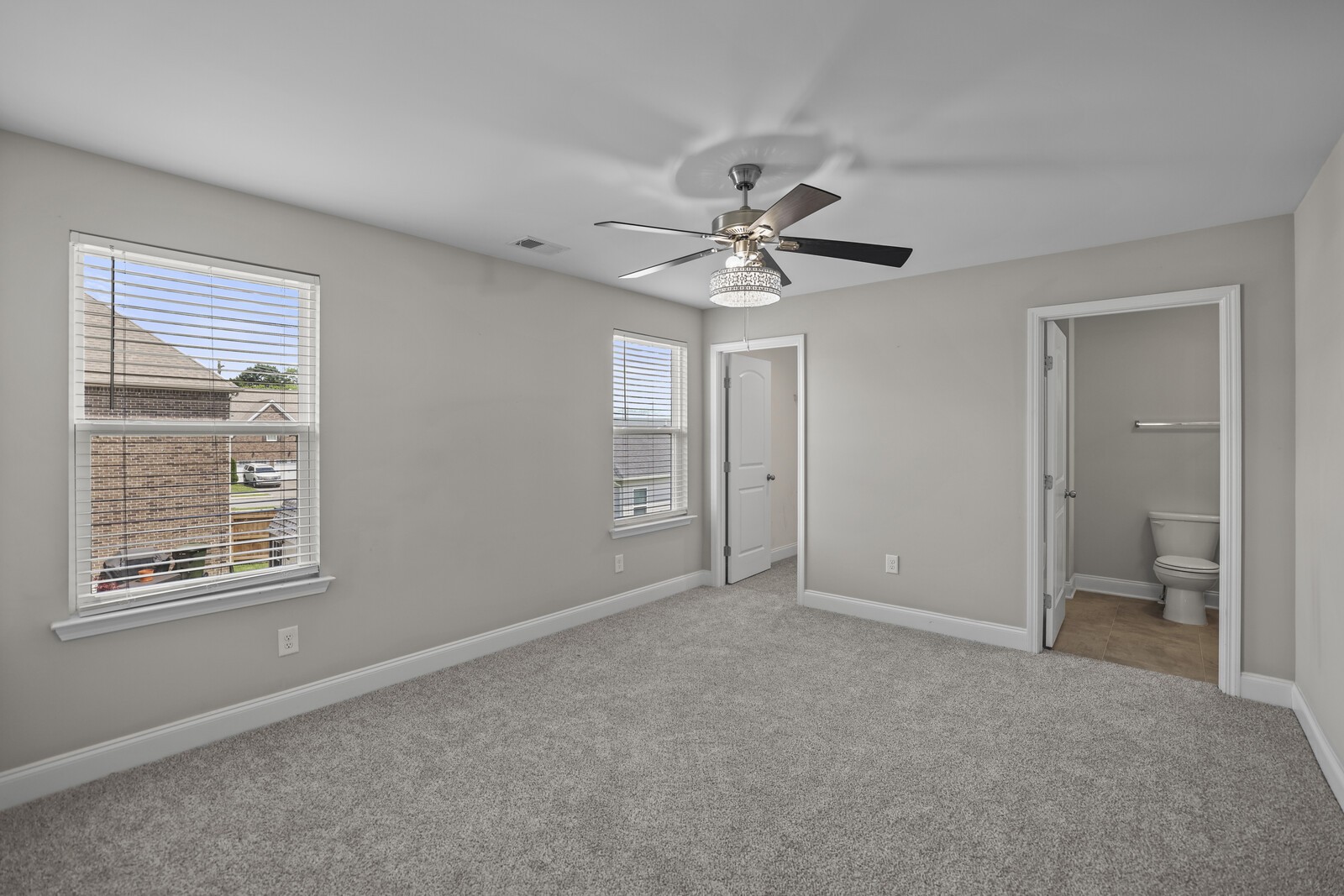 1009 Ellington Dr Property Photo 33