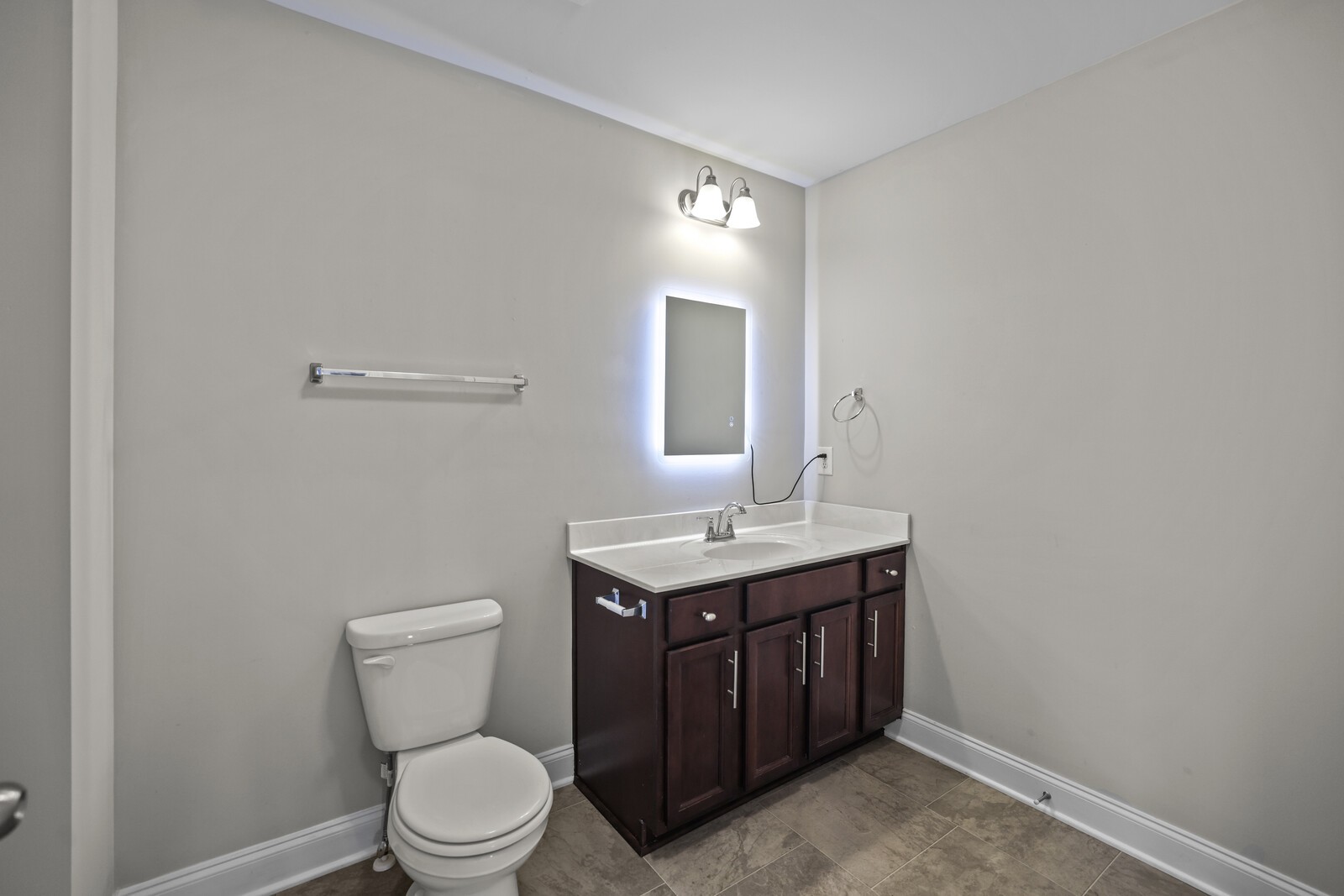 1009 Ellington Dr Property Photo 35