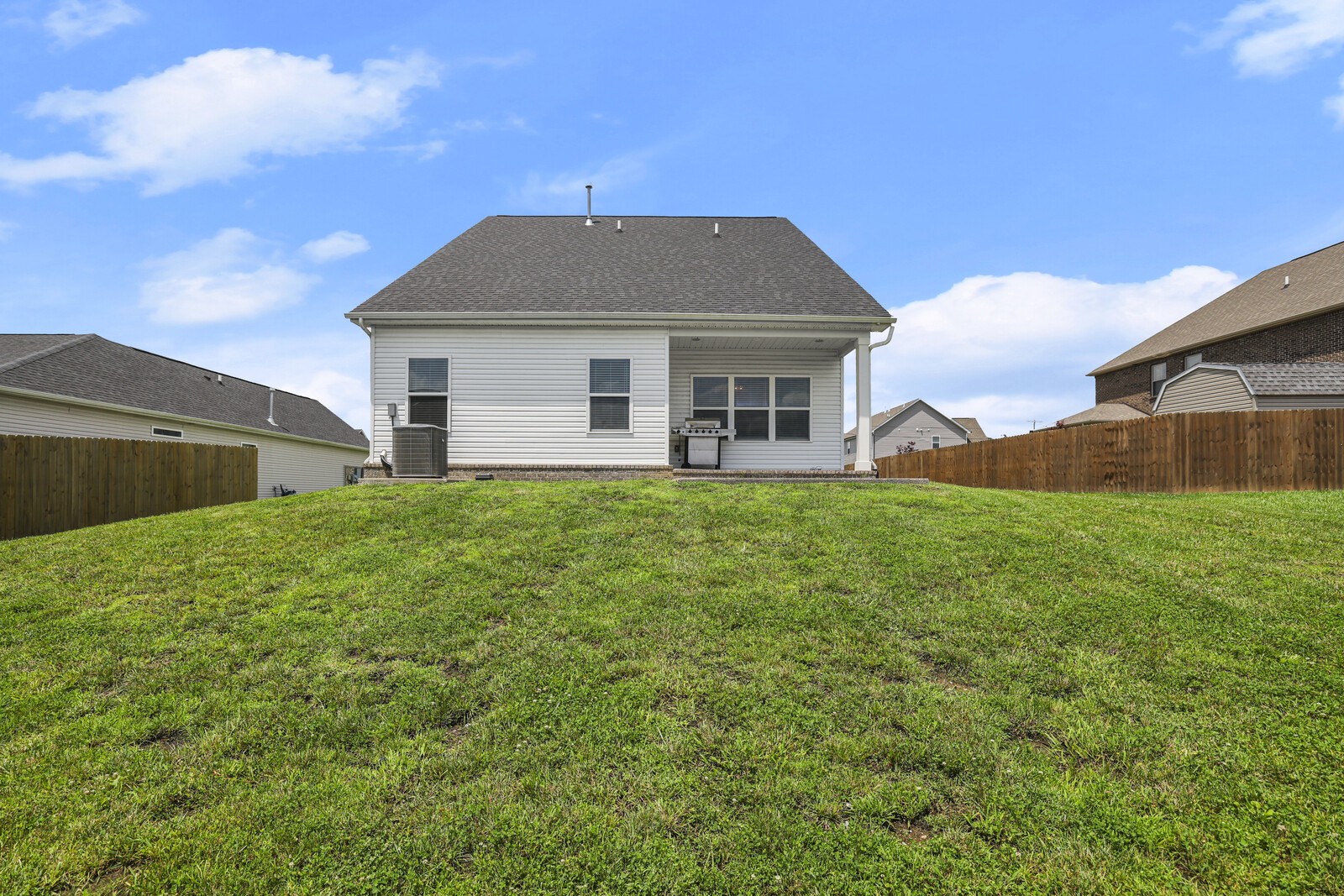 1009 Ellington Dr Property Photo 49