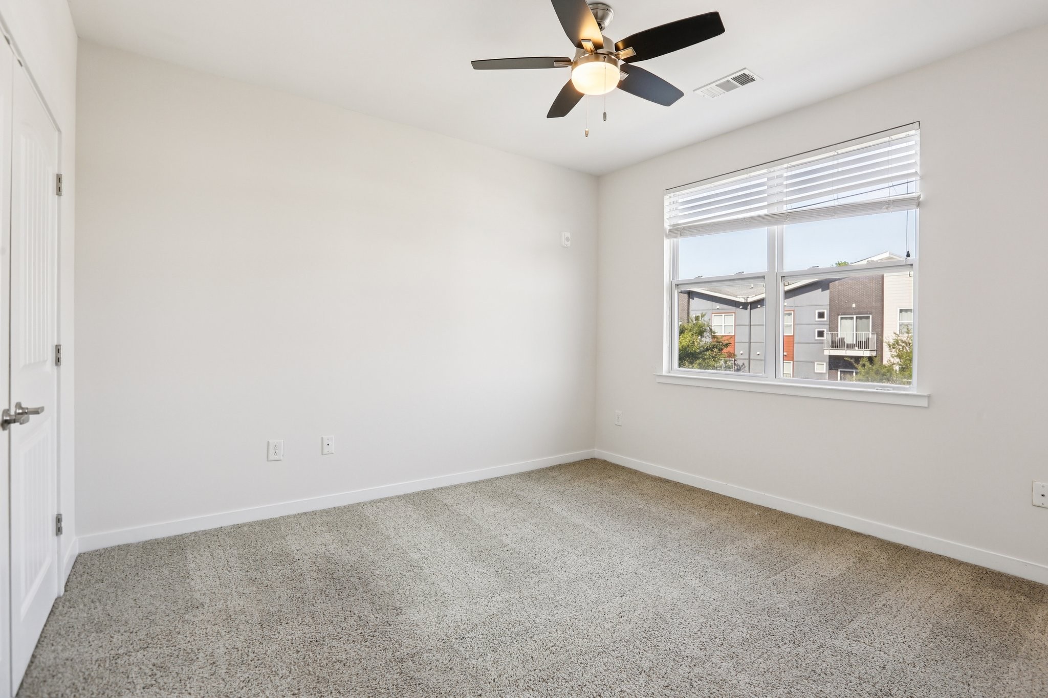 1118 Litton Ave Property Photo 11